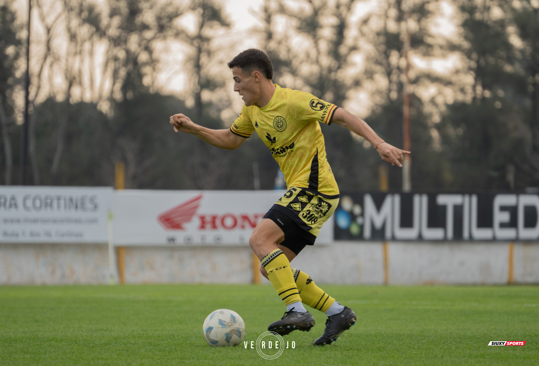  CSyD Flandria - CA Villa San Carlos - Soccer - AFA - 1B - 2024 - FLANDRIA (3) VS (0) Villa San Carlos (#AFA1B24FLAVSC06) Photo by: Ignacio Verdejo | Siuxy Sports 2024-06-09