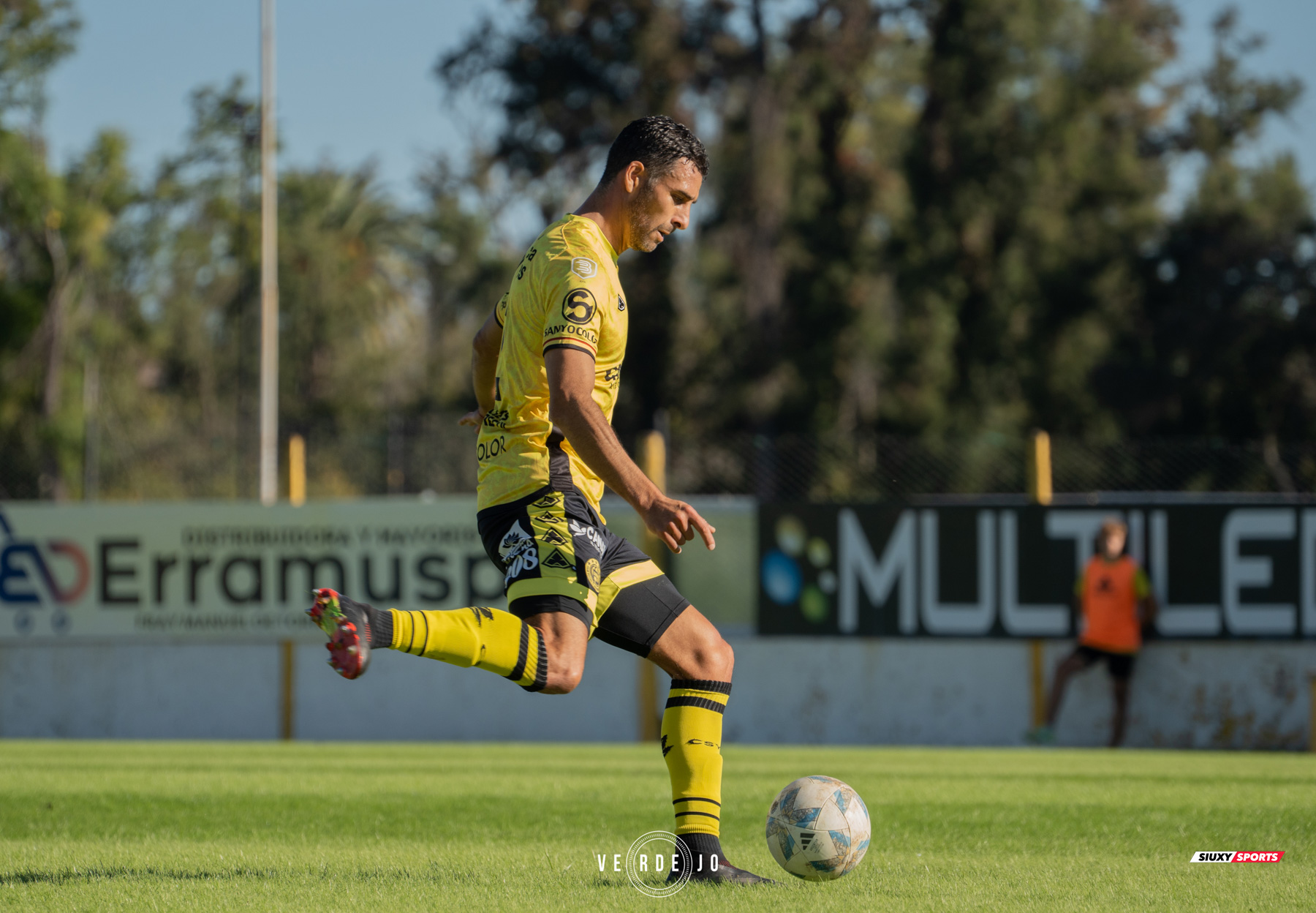  CSyD Flandria - C.A. Argentino de Quilmes - Soccer - AFA - 1B - 2024 - Flandria (0) vs (0) Argentino Quilmes (#AFA1B24FLAAQ04) Photo by: Ignacio Verdejo | Siuxy Sports 2024-04-28