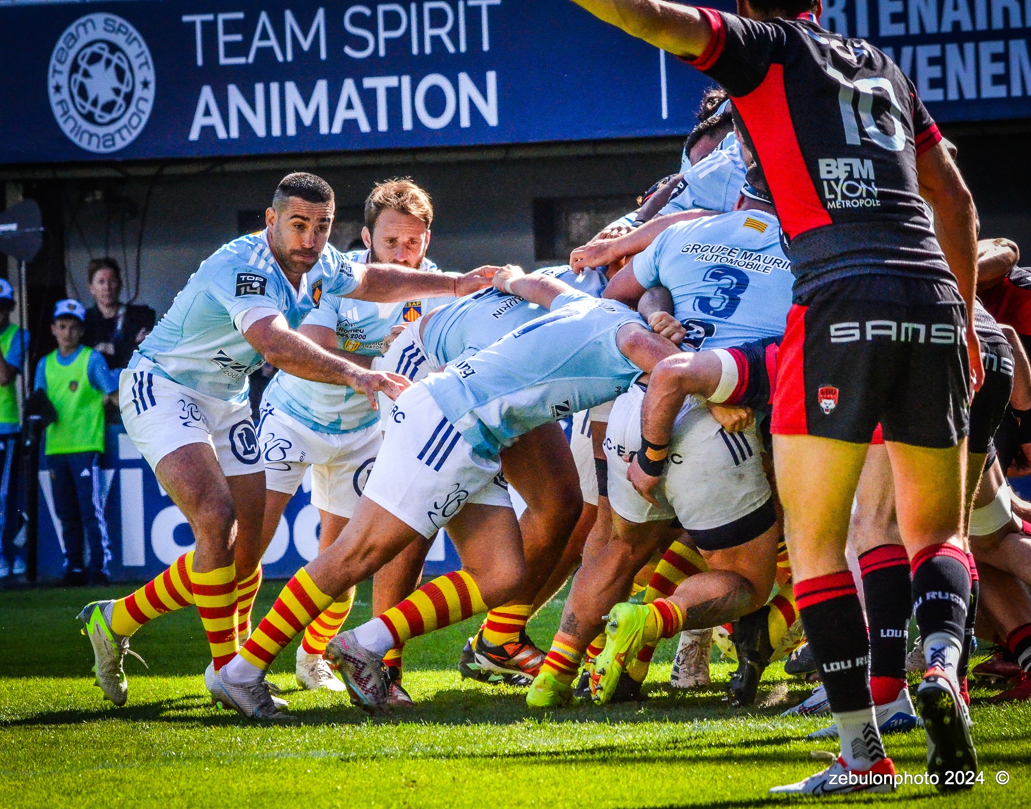 US Arlequins Perpignanais - Lyon Olympique Universitaire - Rugby - FFR 2024 - TOP14 - USAP (51) VS (20) LOU (#FFR24T14USALOU04) Photo by: Photo Zebulon | Siuxy Sports 2024-04-20