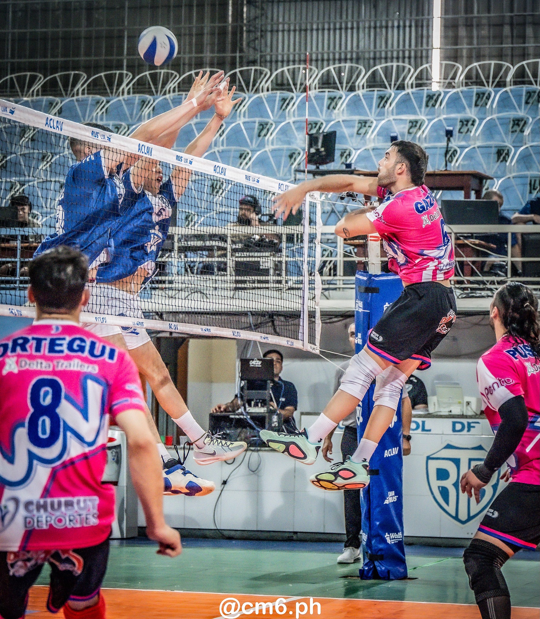  Waiwen Volei Club - Club Atlético Velez Sarsfield - Volleyball - LVA 2024 - Waiwen Volei Club (3) vs (1) Velez Sarsfield (#LVA24WVCVS11) Photo by: Christian Mas | Siuxy Sports 2024-11-28