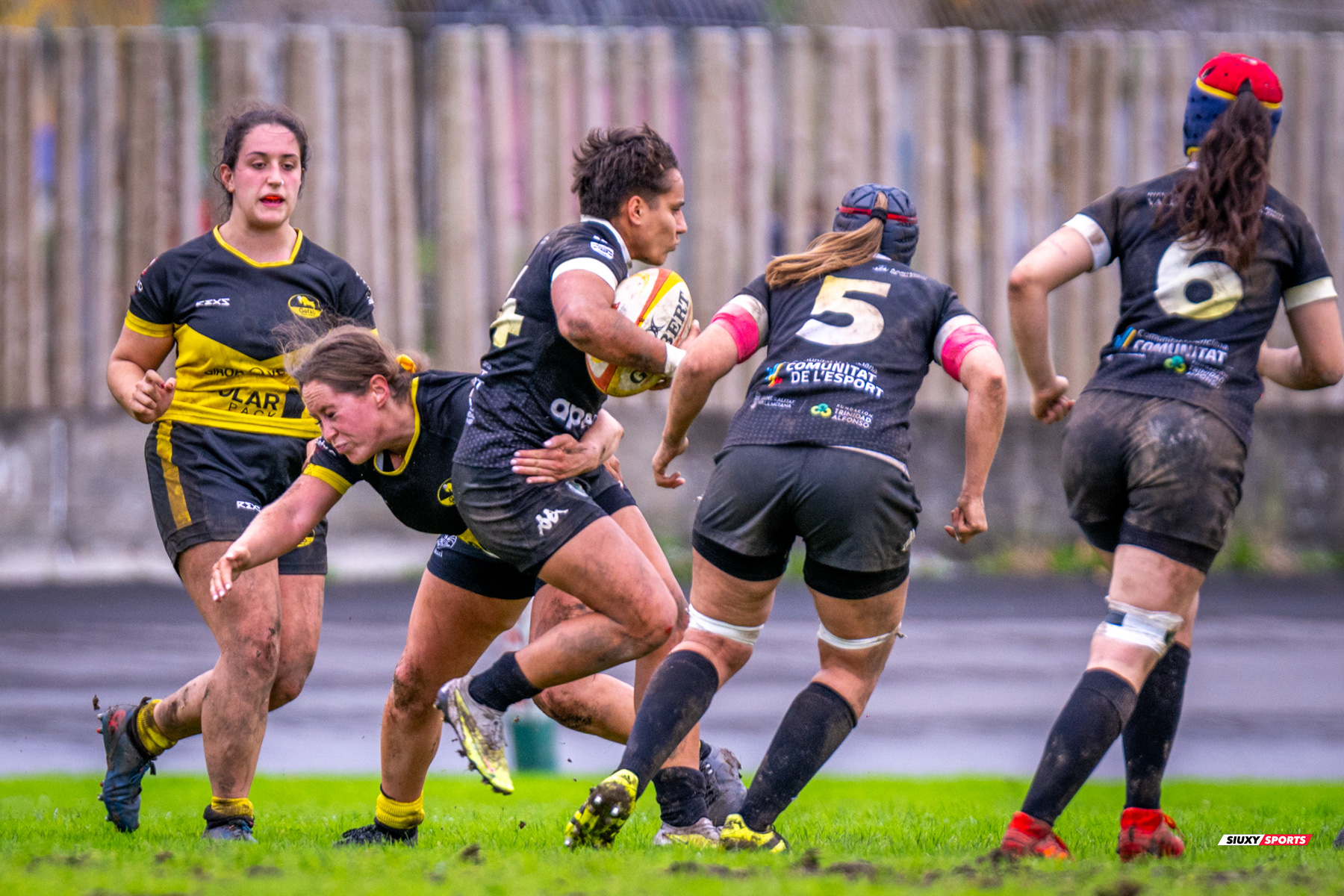  Getxo Artea Rugby Taldea - Rugby Turia - Rugby - FER 2023 - DHB F - Getxo Neskak Rt (25) vs (0) Rugby Turia (#FER23DHBGNRT12) Photo by: Fredy Monfoto | Siuxy Sports 2023-12-10