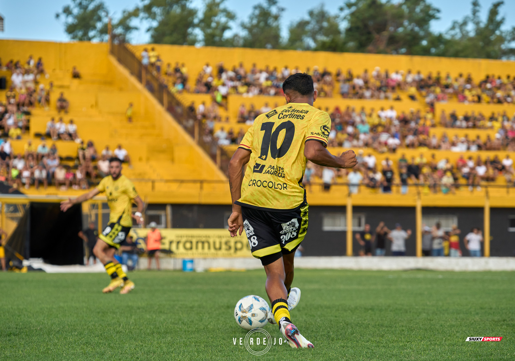  CSyD Flandria - Club Atlético Colegiales - Soccer - 2024 1raB Metropoliana - Flandria (0) vs (0) Colegiales (#20241BMFLACOL02) Photo by: Ignacio Verdejo | Siuxy Sports 2024-02-10