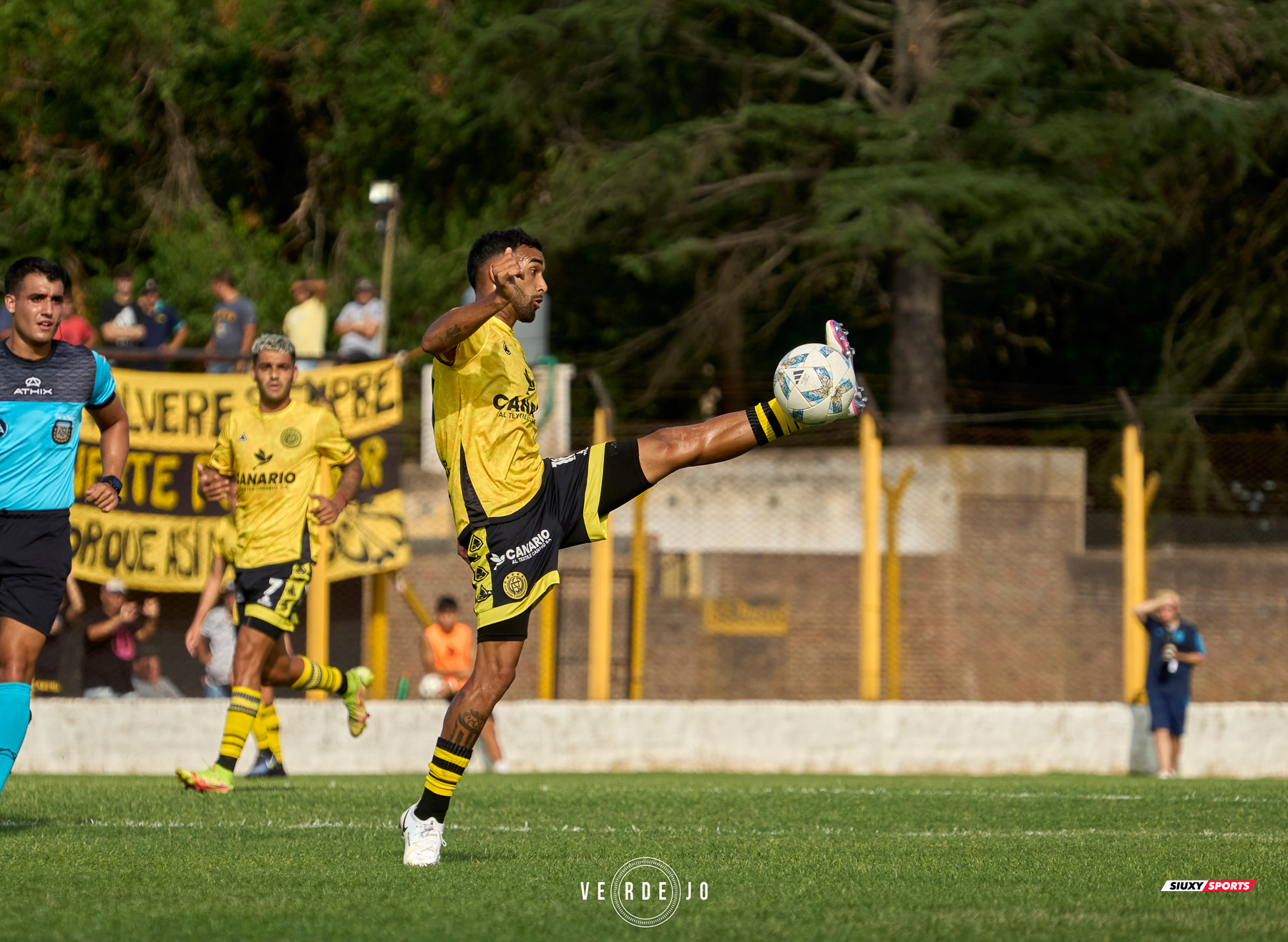  CSyD Flandria - Club Atlético Colegiales - Soccer - 2024 1raB Metropoliana - Flandria (0) vs (0) Colegiales (#20241BMFLACOL02) Photo by: Ignacio Verdejo | Siuxy Sports 2024-02-10