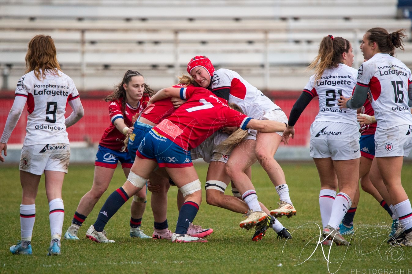  FC Grenoble Rugby - Stade Toulousain - Rugby - FFR 2024 - Élite 1 Fém - FC Grenoble (15) vs (15) Stade Toulousain RF (#FFR24E1FFCGST12) Photo by: Karine Valentin | Siuxy Sports 2024-12-07