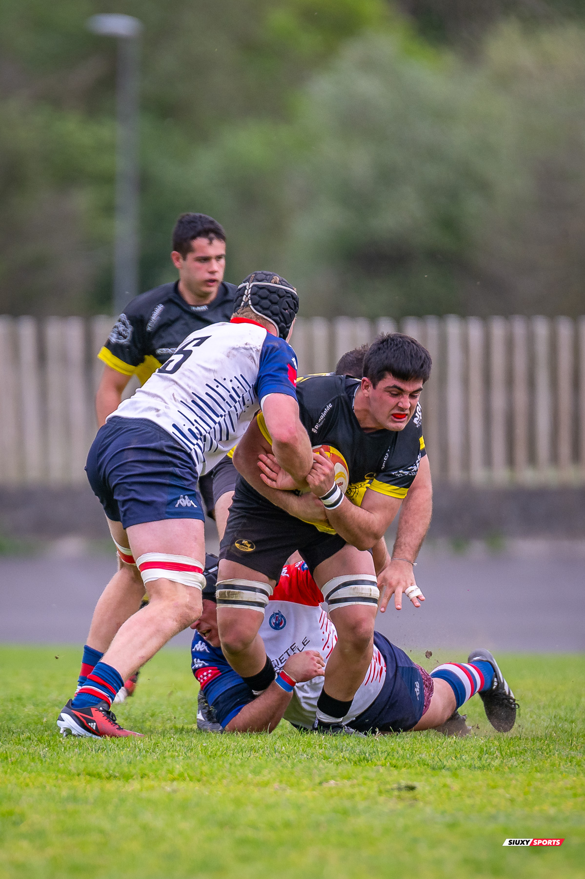Unai LARRINAGA ZORROZUA - Arkaitz TREBOLAZABALA BENITO -  Getxo Artea Rugby Taldea - Club de Rugby Liceo Francés - Rugby - FER 2024 - DHB - Getxo RT (38) vs (22) Liceo Frances (#FER24DGETLFR04) Photo by: Fredy Monfoto | Siuxy Sports 2024-04-06