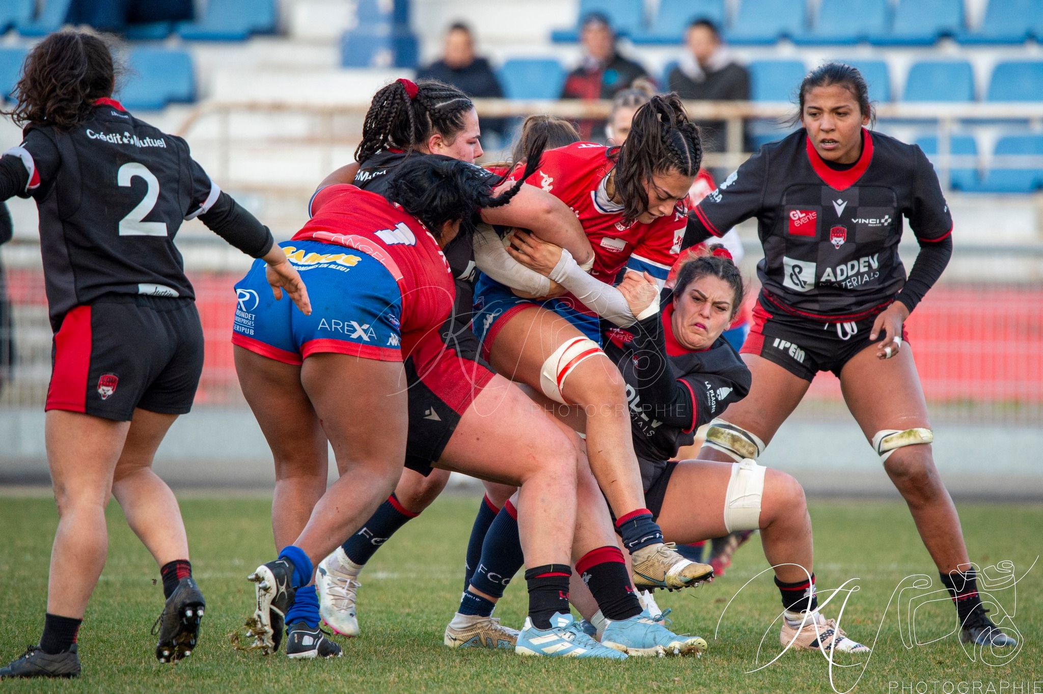  FC Grenoble Rugby - Lyon Olympique Universitaire - Rugby - FFR 2024 - Elite 1 Fém - FCG Amazones (8) vs (5) LOU (#FFR24E1FFCGLOU12) Photo by: Karine Valentin | Siuxy Sports 2024-12-14