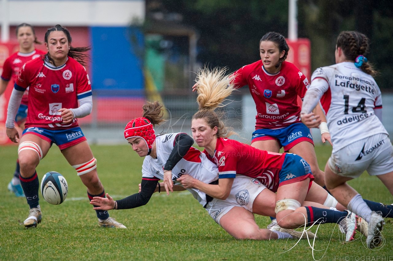  FC Grenoble Rugby - Stade Toulousain - Rugby - FFR 2024 - Élite 1 Fém - FC Grenoble (15) vs (15) Stade Toulousain RF (#FFR24E1FFCGST12) Photo by: Karine Valentin | Siuxy Sports 2024-12-07