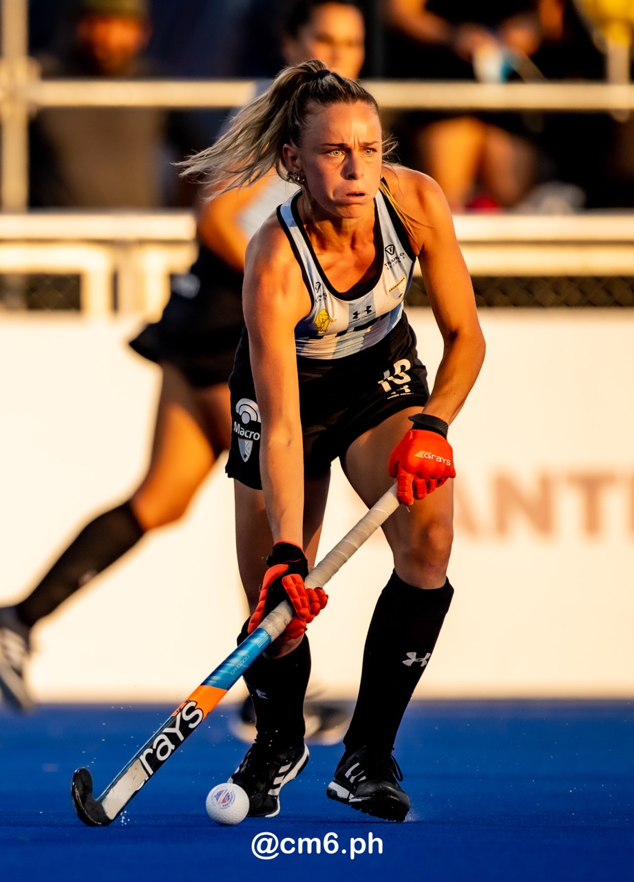 Victoria SAUZE VALDEZ -  Selección femenina de hockey sobre césped de Argentina - England women's national field hockey team - Field hockey - FIH PRO LEAGUE 2022-2023 - Argentina(3) vs (0) Great Britain (#FIHPF22ARGGBR12) Photo by: Christian Mas | Siuxy Sports 2022-12-15