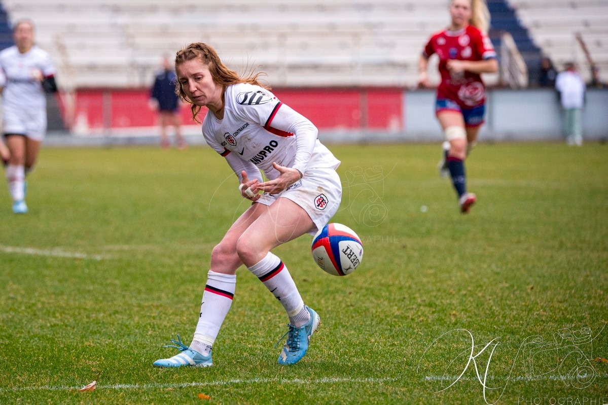  FC Grenoble Rugby - Stade Toulousain - Rugby - FFR 2024 - Élite 1 Fém - FC Grenoble (15) vs (15) Stade Toulousain RF (#FFR24E1FFCGST12) Photo by: Karine Valentin | Siuxy Sports 2024-12-07