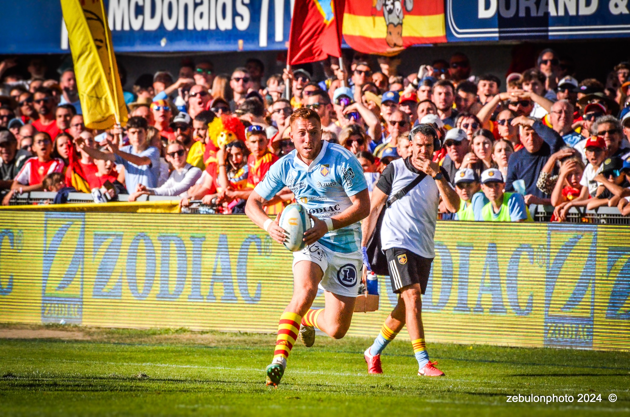  US Arlequins Perpignanais - Lyon Olympique Universitaire - Rugby - FFR 2024 - TOP14 - USAP (51) VS (20) LOU (#FFR24T14USALOU04) Photo by: Photo Zebulon | Siuxy Sports 2024-04-20