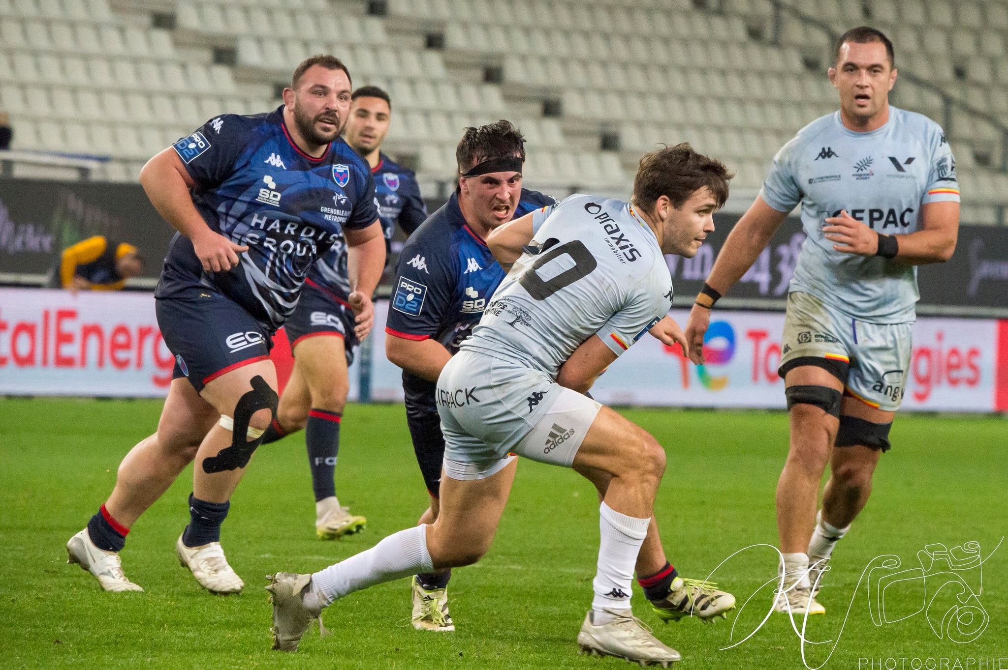 Barnabé MASSA - Vincent VIAL -  FC Grenoble Rugby - Provence - Rugby - PRO D2 - FC GRENOBLE (45) VS (10) Provence Rugby (#2024PROD1FCGPRR01) Photo by: Karine Valentin | Siuxy Sports 2024-01-04