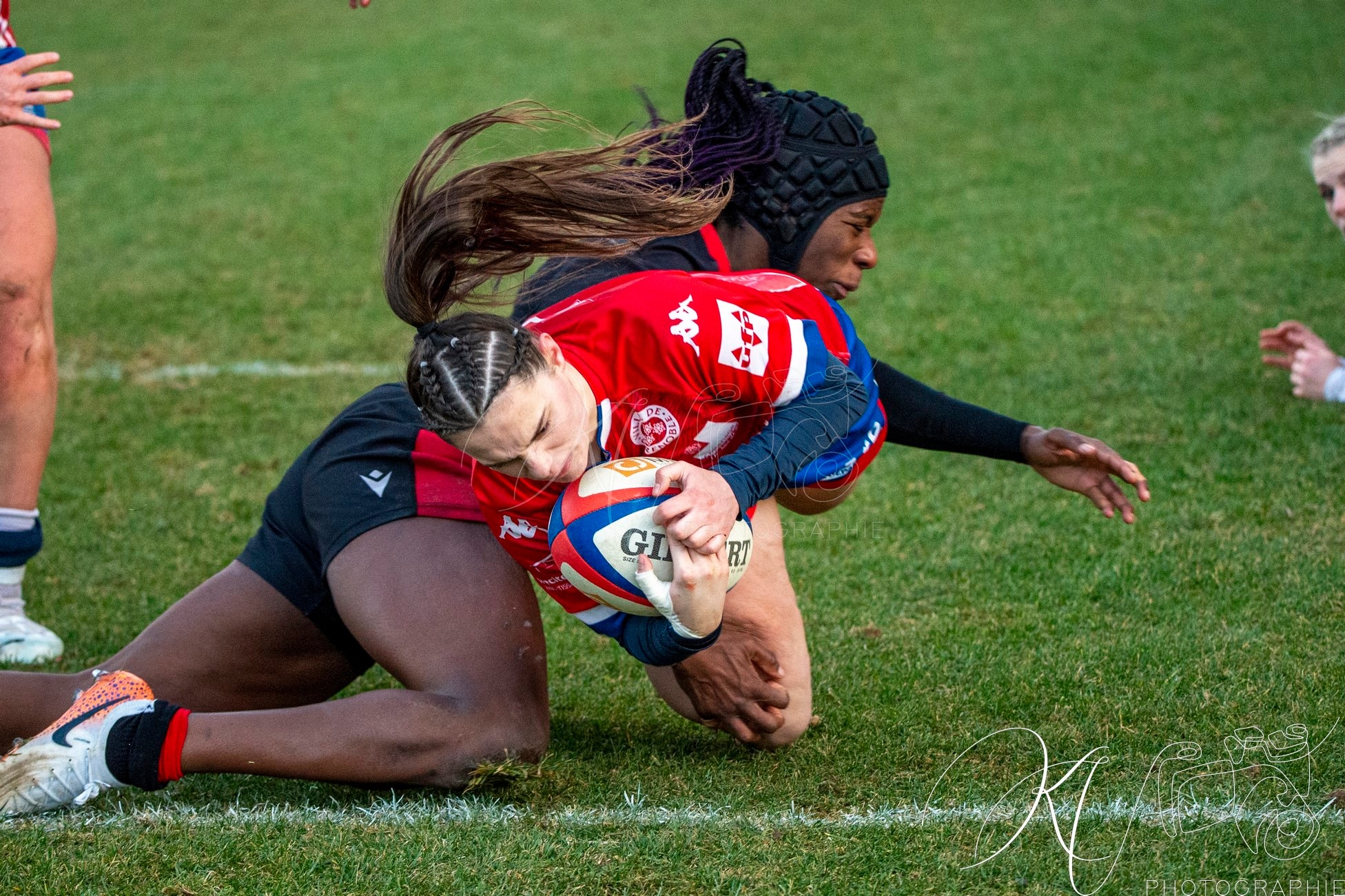  FC Grenoble Rugby - Lyon Olympique Universitaire - Rugby - FFR 2024 - Elite 1 Fém - FCG Amazones (8) vs (5) LOU (#FFR24E1FFCGLOU12) Photo by: Karine Valentin | Siuxy Sports 2024-12-14