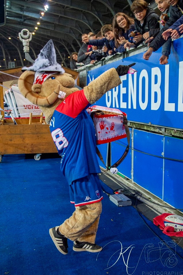  FC Grenoble Rugby - SU Agen - Rugby - FFR 2024 PRO D2 - Grenoble (37) vs (10) Agen (#PD224PD2GRSUA11) Photo by: Karine Valentin | Siuxy Sports 2024-11-01