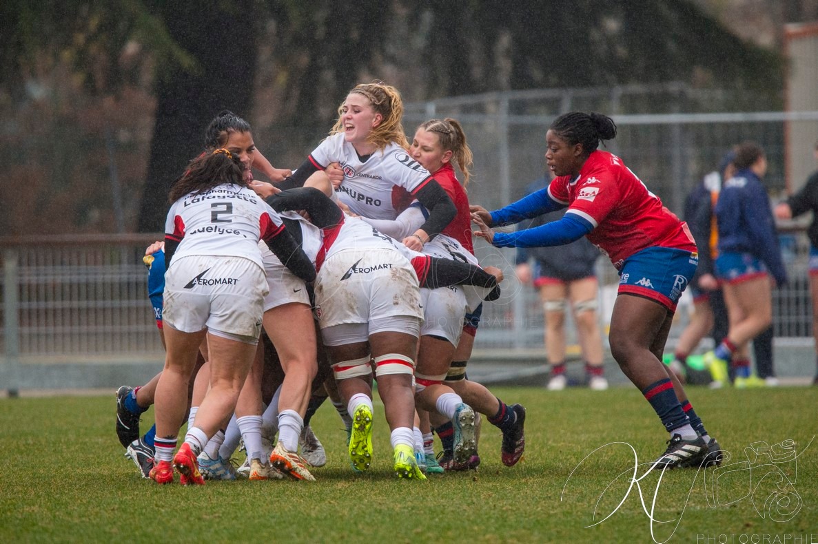  FC Grenoble Rugby - Stade Toulousain - Rugby - FFR 2024 - Élite 1 Fém - FC Grenoble (15) vs (15) Stade Toulousain RF (#FFR24E1FFCGST12) Photo by: Karine Valentin | Siuxy Sports 2024-12-07