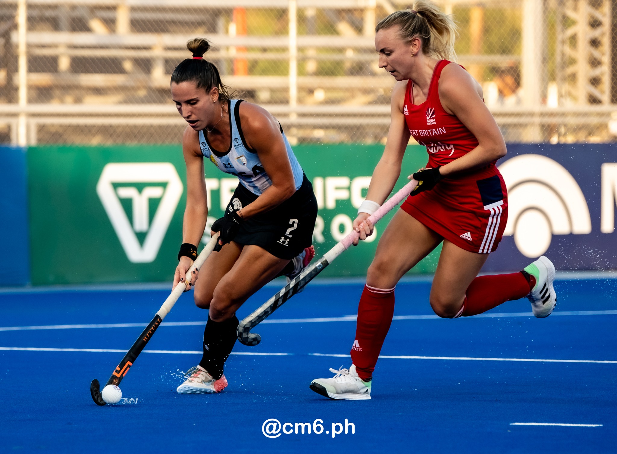 Sofia TOCCALINO -  Selección femenina de hockey sobre césped de Argentina - England women's national field hockey team - Field hockey - FIH PRO LEAGUE 2022-2023 - Argentina(3) vs (0) Great Britain (#FIHPF22ARGGBR12) Photo by: Christian Mas | Siuxy Sports 2022-12-15