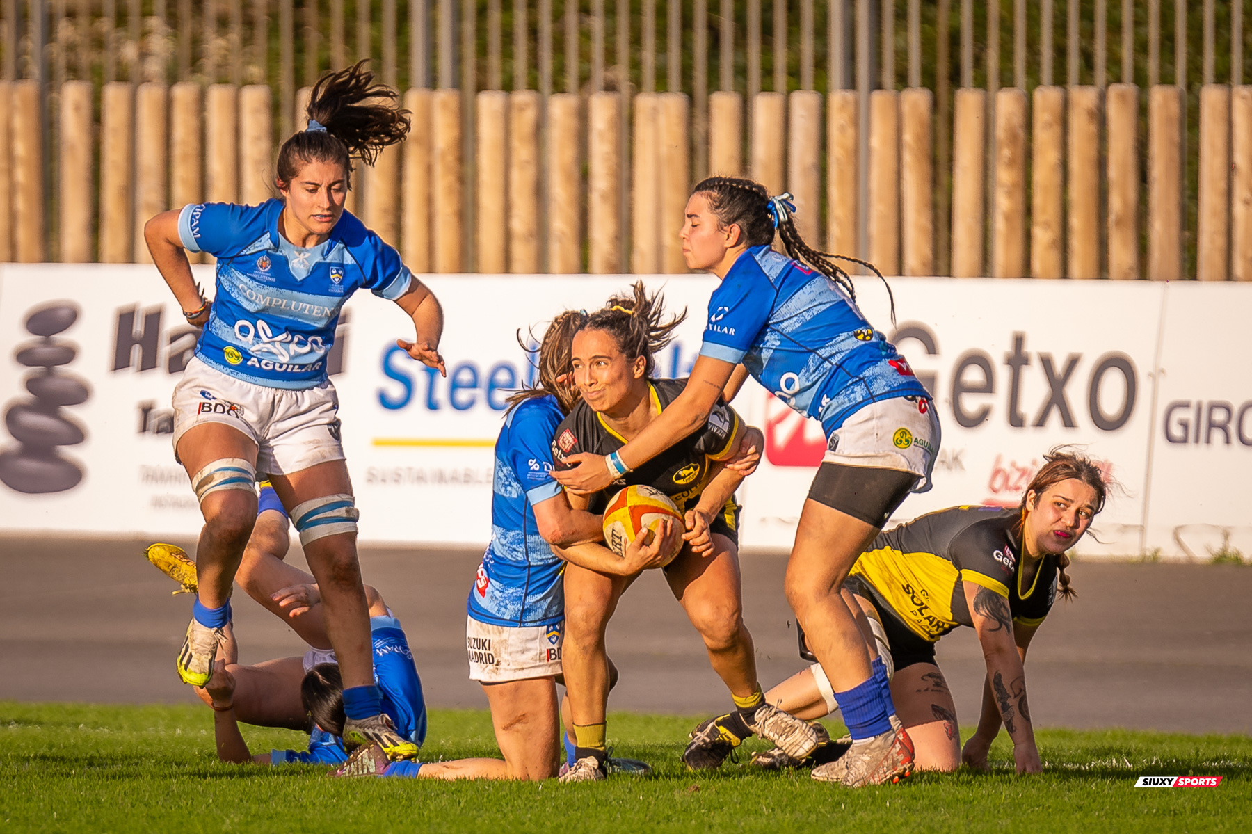 Getxo Artea Rugby Taldea - Club de Rugby Cisneros - Rugby - FER 2024 - DHB F - Getxo Neskak Rt (25) vs (13) Cisneros (#FER24DHBGNCIS02) Photo by: Fredy Monfoto | Siuxy Sports 2024-02-17