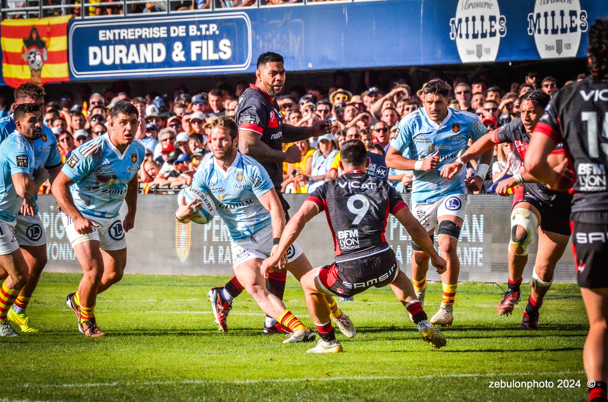  US Arlequins Perpignanais - Lyon Olympique Universitaire - Rugby - FFR 2024 - TOP14 - USAP (51) VS (20) LOU (#FFR24T14USALOU04) Photo by: Photo Zebulon | Siuxy Sports 2024-04-20