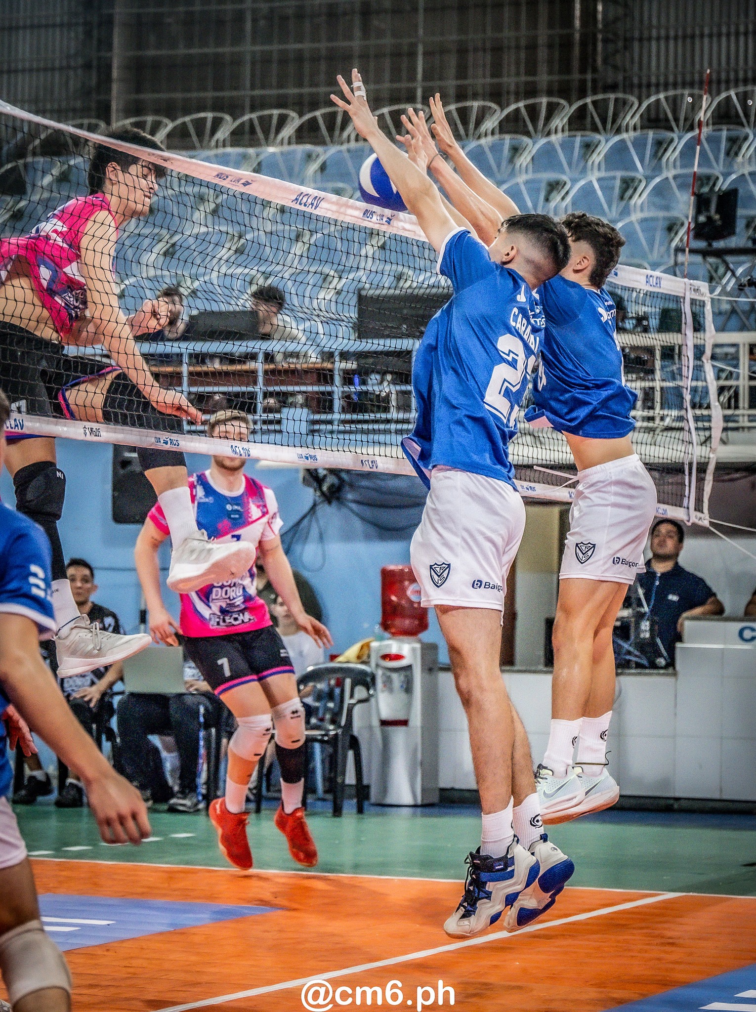  Waiwen Volei Club - Club Atlético Velez Sarsfield - Volleyball - LVA 2024 - Waiwen Volei Club (3) vs (1) Velez Sarsfield (#LVA24WVCVS11) Photo by: Christian Mas | Siuxy Sports 2024-11-28
