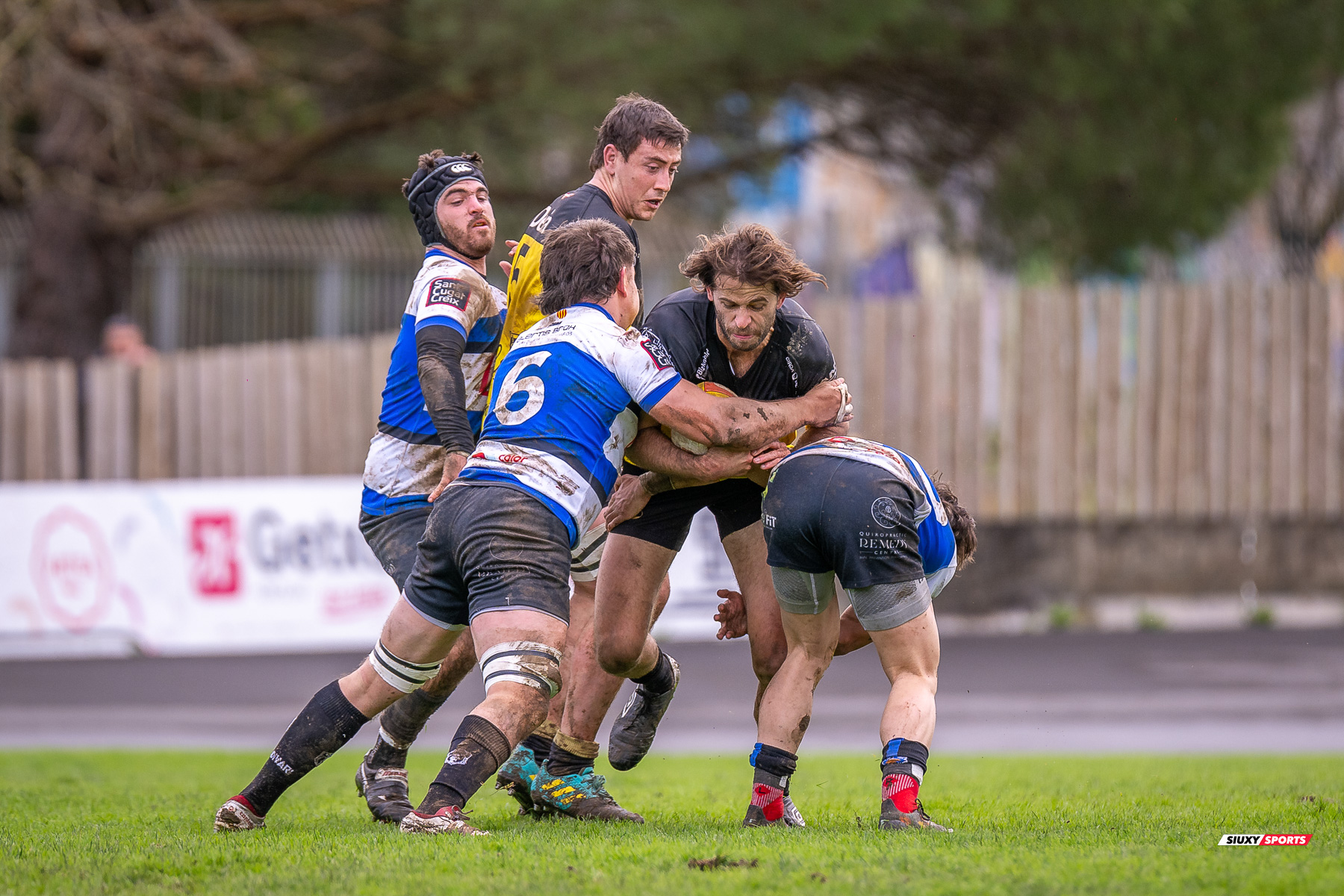 Noah COOPER - Albert GRIMA - Xabier IRADI PORSET -  Getxo Artea Rugby Taldea - Club de Rugby Sant Cugat - Rugby - Élite Div Honor B masculina - Getxo (17) vs (5) Sant Cugat (#E24DBMGETSC03) Photo by: Fredy Monfoto | Siuxy Sports 2024-03-03