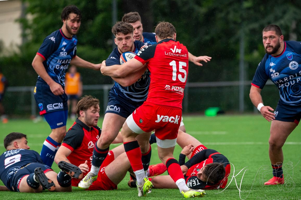  FC Grenoble Rugby - RC Toulonnais - Rugby - FFR 2024 - ESPOIRS - FC GRENOBLE VS RC Toulonnais (#FFR24ESFCGRCT04) Photo by: Karine Valentin | Siuxy Sports 2024-04-21