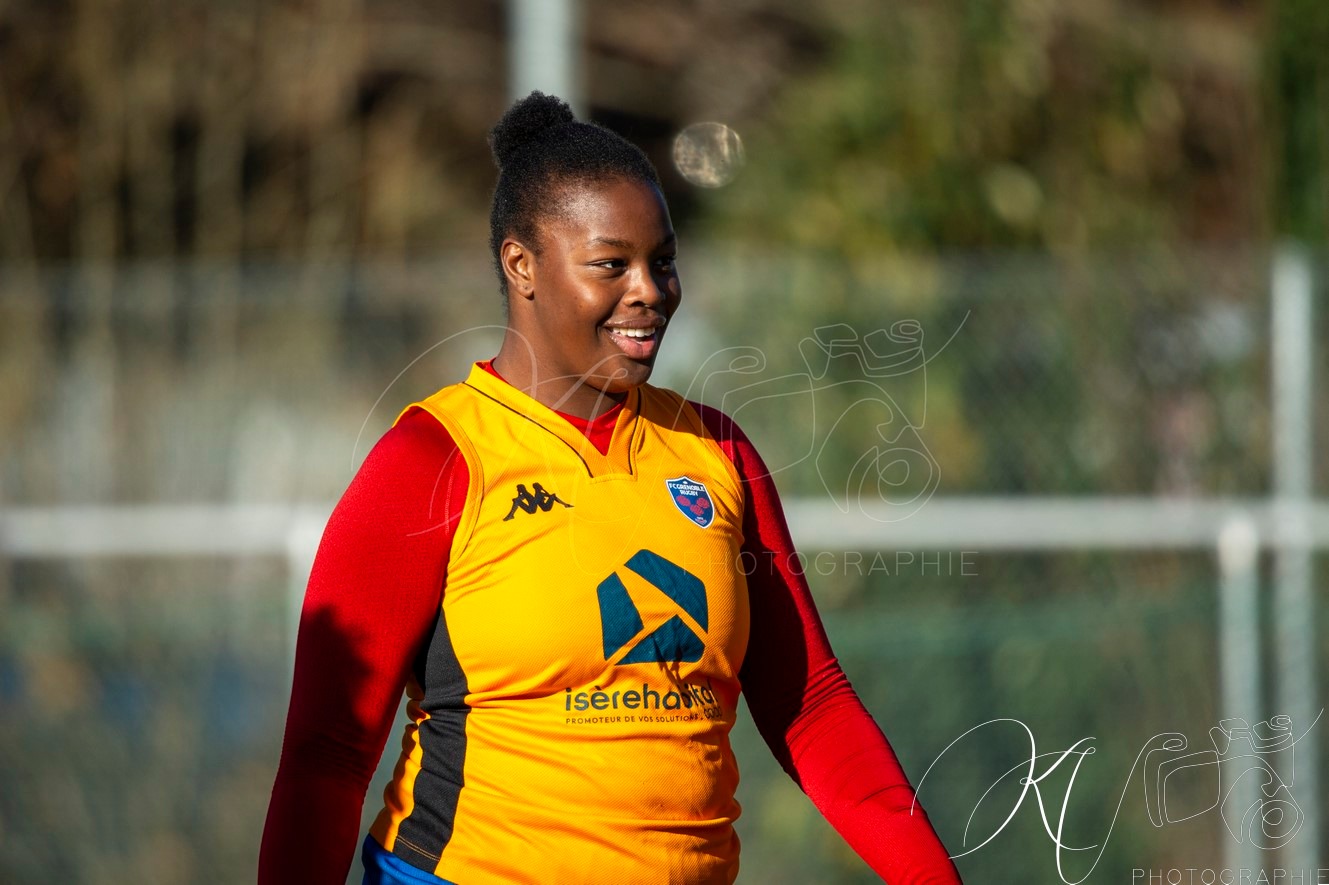 FC Grenoble Rugby - ASM Romagnat rugby féminin - Rugby - FFR 2024 - Réserve Élite - FCG Amazones vs ASM Romagnat (#FFR24REFCGASMR11) Photo by: Karine Valentin | Siuxy Sports 2024-11-30
