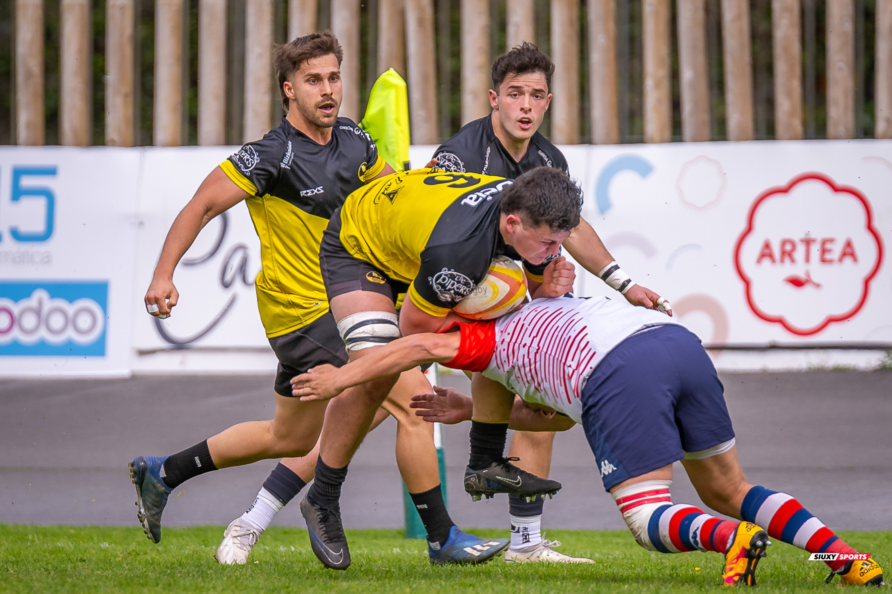 Peio CIRARDA ALBERDI - Juan Cruz RODRIGUEZ HERRERA -  Getxo Artea Rugby Taldea - Club de Rugby Liceo Francés - Rugby - FER 2024 - DHB - Getxo RT (38) vs (22) Liceo Frances (#FER24DGETLFR04) Photo by: Fredy Monfoto | Siuxy Sports 2024-04-06