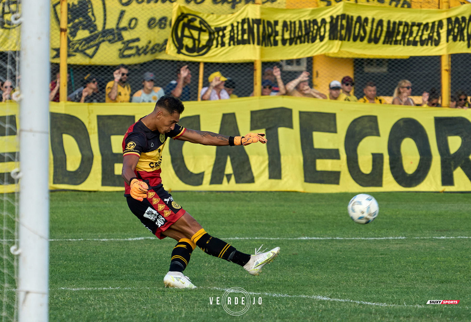  CSyD Flandria - Club Atlético Colegiales - Soccer - 2024 1raB Metropoliana - Flandria (0) vs (0) Colegiales (#20241BMFLACOL02) Photo by: Ignacio Verdejo | Siuxy Sports 2024-02-10