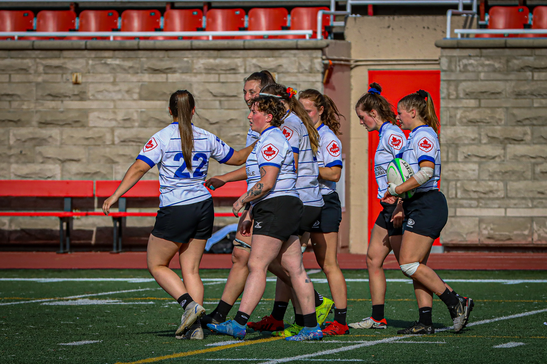  Équipe féminine - Rugby Québec - Ontario Blues (w) - Rugby - QORC-CROQ 2024 - FINALS - QUÉBEC EST (37) VS (13) ONTARIO EST - 1ST POSITION - Reel Mayarts (#QORC24QCEONE16) Photo by: Photo Mayarts | Siuxy Sports 2024-06-01