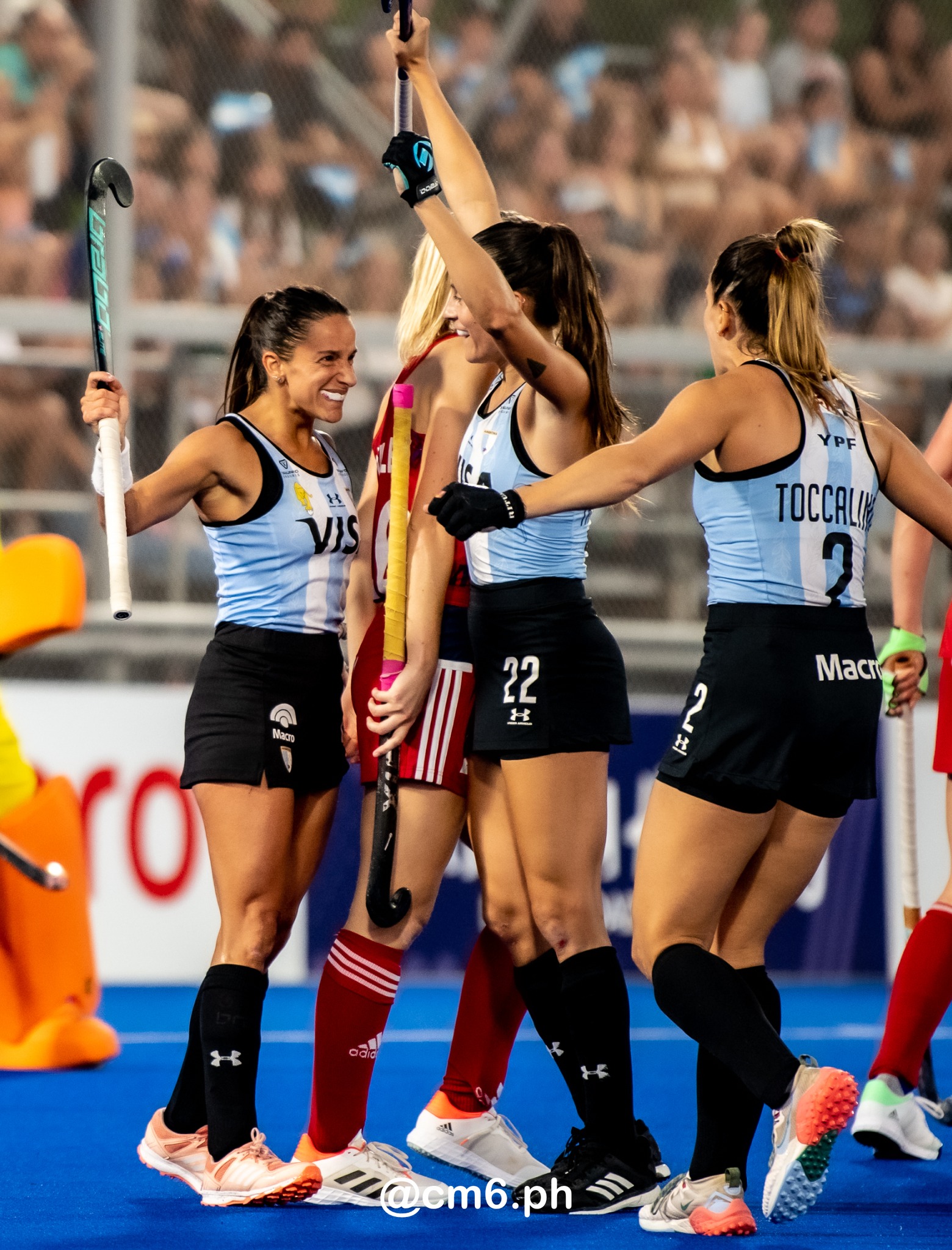 Maria Pilar CAMPOY - Eugenia TRINCHINETTI -  Selección femenina de hockey sobre césped de Argentina - England women's national field hockey team - Field hockey - FIH PRO LEAGUE 2022-2023 - Argentina(3) vs (0) Great Britain (#FIHPF22ARGGBR12) Photo by: Christian Mas | Siuxy Sports 2022-12-15