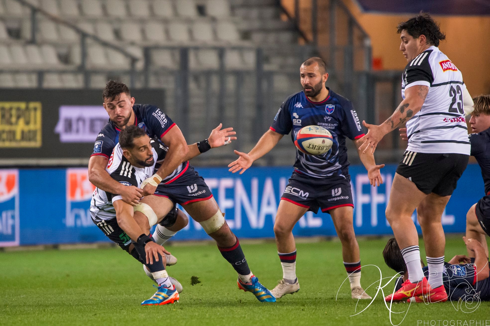 Eric ESCANDE - Thibaut MARTEL -  FC Grenoble Rugby - CA Brive - Rugby - Pro D2 - FC Grenoble (40) vs (29) CA Brive (#PD224FCGBRI02) Photo by: Karine Valentin | Siuxy Sports 2024-02-15