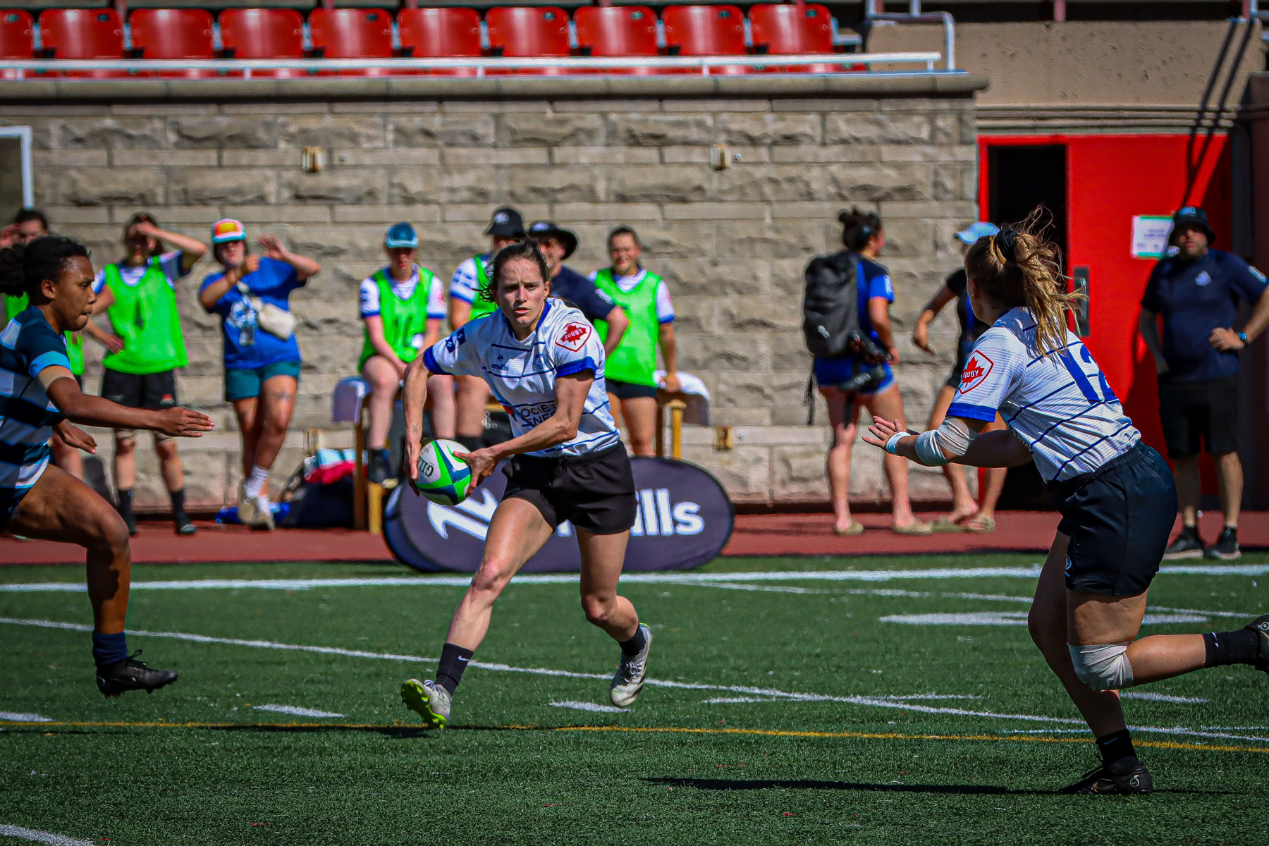  Équipe féminine - Rugby Québec - Ontario Blues (w) - Rugby - QORC-CROQ 2024 - FINALS - QUÉBEC EST (37) VS (13) ONTARIO EST - 1ST POSITION - Reel Mayarts (#QORC24QCEONE16) Photo by: Photo Mayarts | Siuxy Sports 2024-06-01