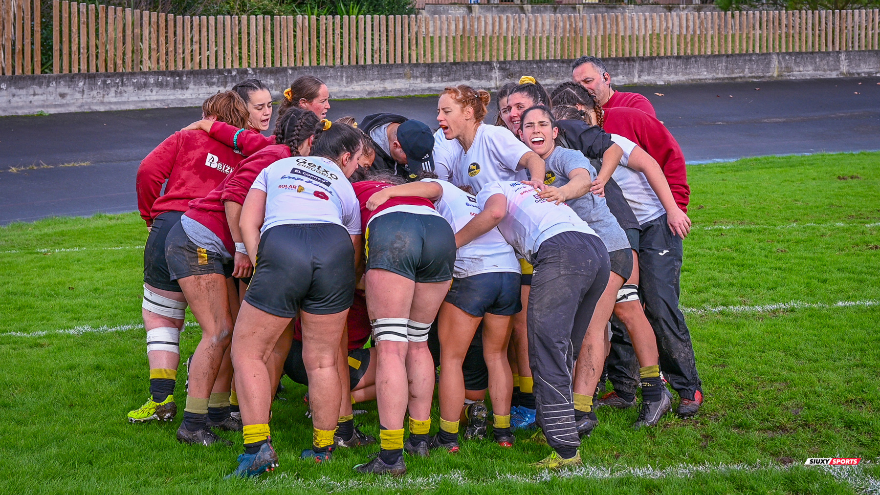  Getxo Artea Rugby Taldea - Rugby Turia - Rugby - FER 2023 - DHB F - Getxo Neskak Rt (25) vs (0) Rugby Turia (#FER23DHBGNRT12) Photo by: Fredy Monfoto | Siuxy Sports 2023-12-10