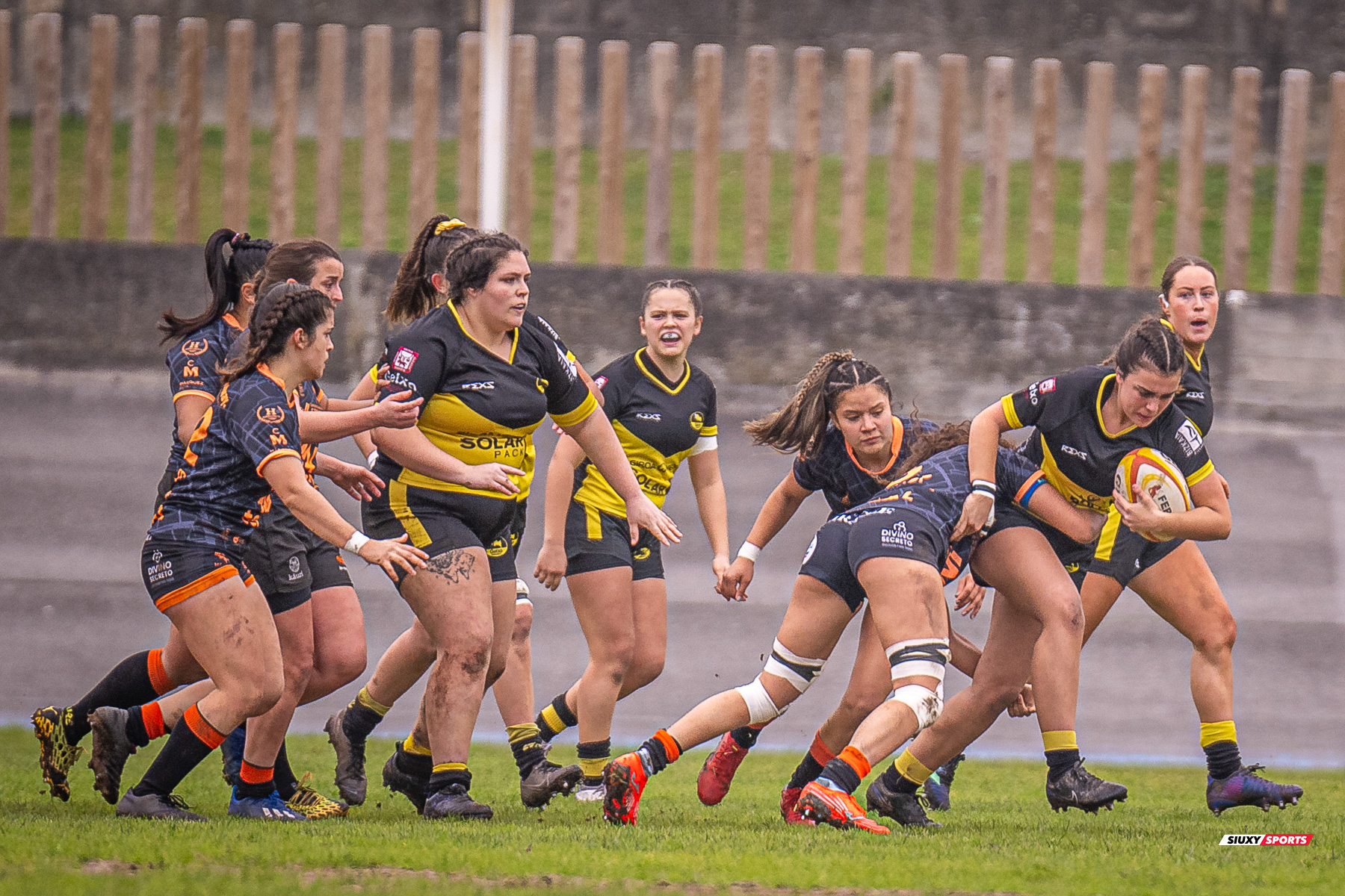  Getxo Artea Rugby Taldea - Club de Rugby Les Abelles - Rugby - FER 2024 - DHB F - Getxo Neskak Rt (19) vs (10) Les Abelles (#FER24DHBGNABE02) Photo by: Fredy Monfoto | Siuxy Sports 2024-02-04