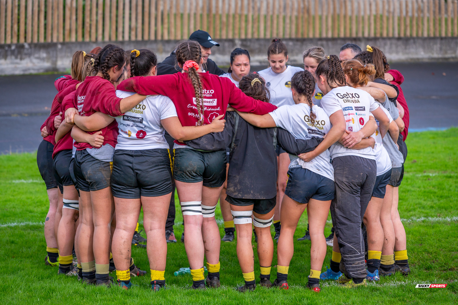  Getxo Artea Rugby Taldea - Rugby Turia - Rugby - FER 2023 - DHB F - Getxo Neskak Rt (25) vs (0) Rugby Turia (#FER23DHBGNRT12) Photo by: Fredy Monfoto | Siuxy Sports 2023-12-10