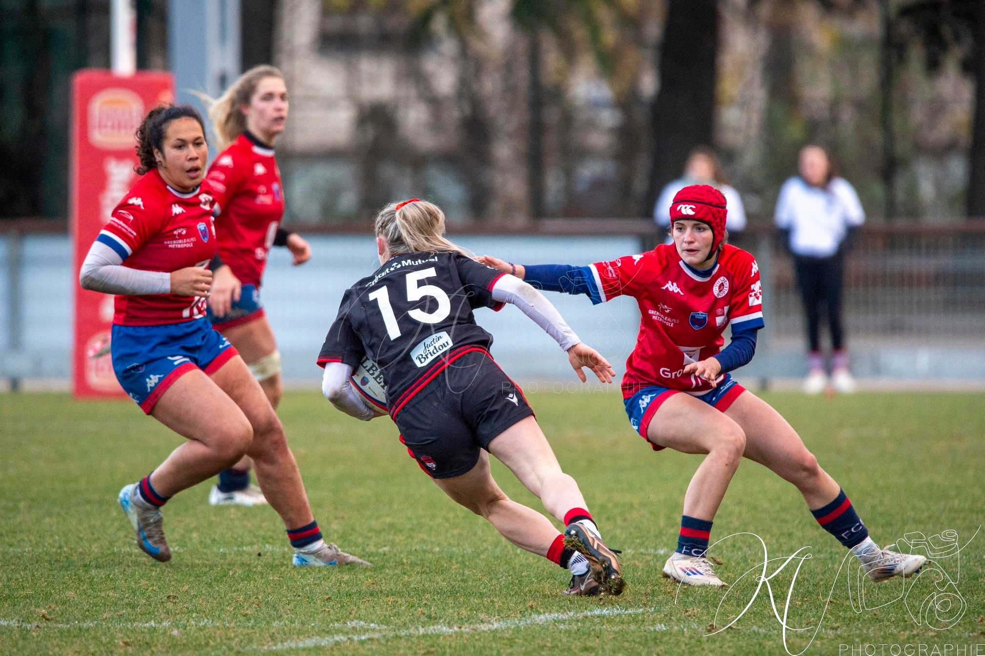  FC Grenoble Rugby - Lyon Olympique Universitaire - Rugby - FFR 2024 - Elite 1 Fém - FCG Amazones (8) vs (5) LOU (#FFR24E1FFCGLOU12) Photo by: Karine Valentin | Siuxy Sports 2024-12-14
