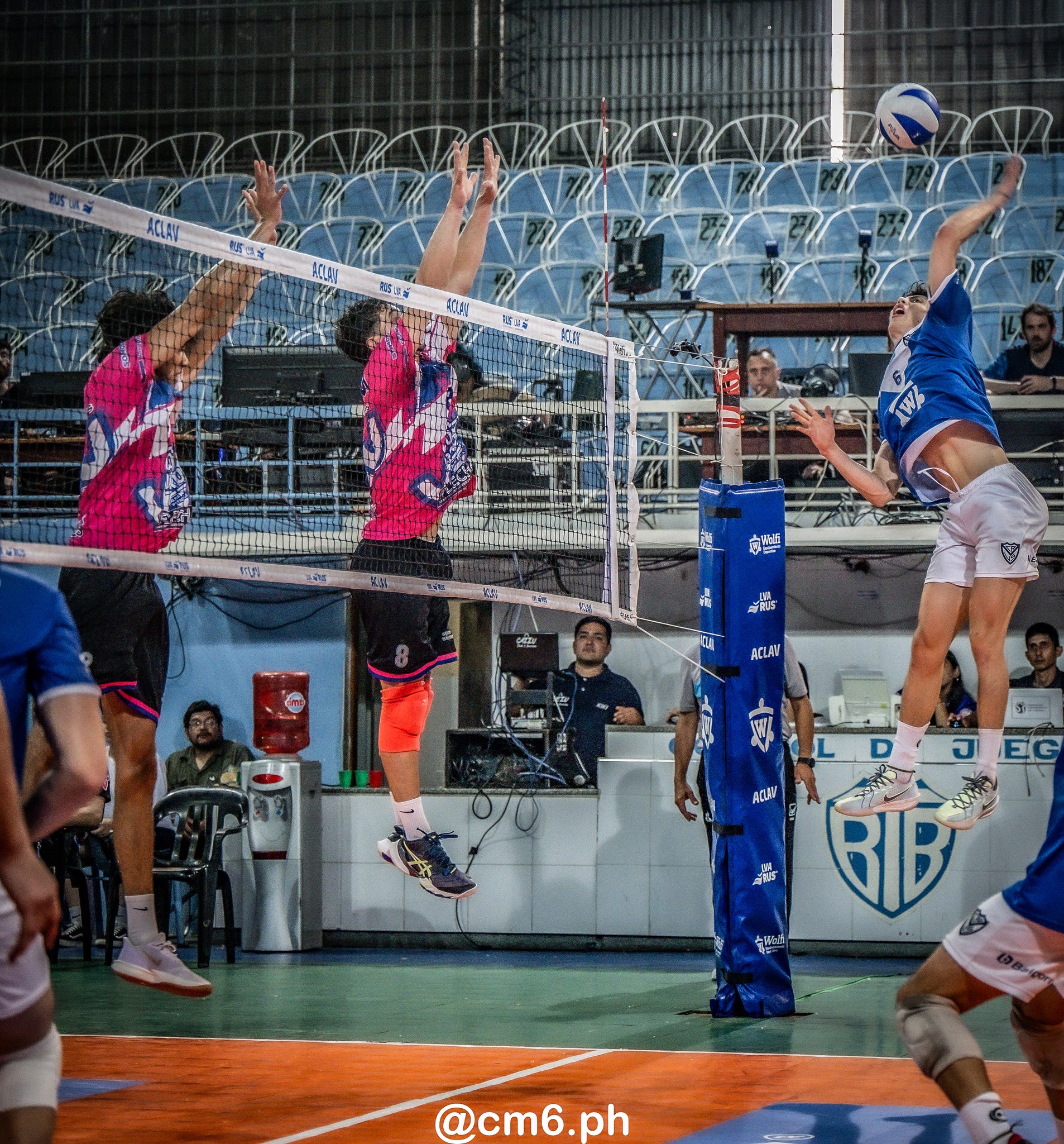  Waiwen Volei Club - Club Atlético Velez Sarsfield - Volleyball - LVA 2024 - Waiwen Volei Club (3) vs (1) Velez Sarsfield (#LVA24WVCVS11) Photo by: Christian Mas | Siuxy Sports 2024-11-28