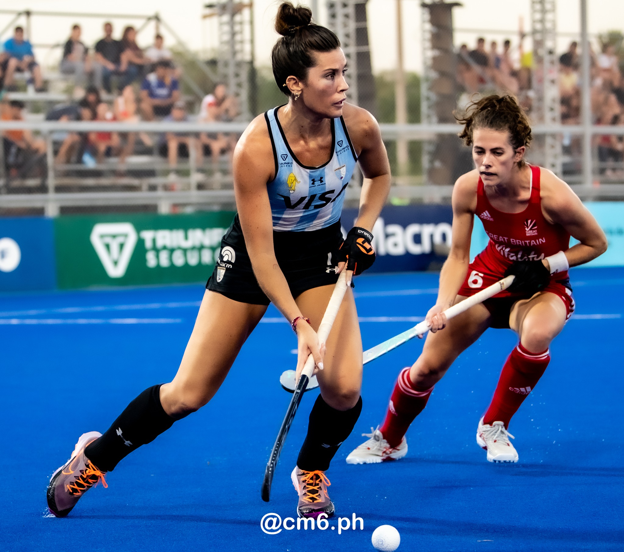 Agustina ALBERTARRIO -  Selección femenina de hockey sobre césped de Argentina - England women's national field hockey team - Field hockey - FIH PRO LEAGUE 2022-2023 - Argentina(3) vs (0) Great Britain (#FIHPF22ARGGBR12) Photo by: Christian Mas | Siuxy Sports 2022-12-15