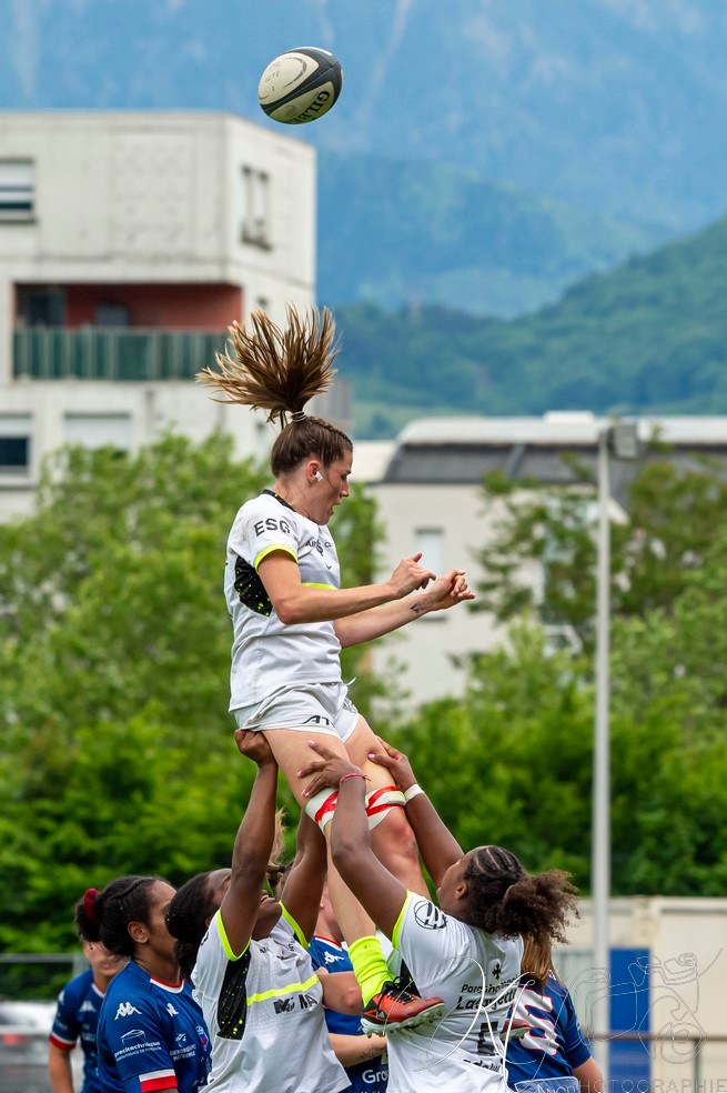  FC Grenoble Rugby - Stade Toulousain - Rugby - FFR 2024 Élite 1 F - FC Grenoble Amazones (23) vs (17) Stade Toulousain (#FFR24EL1FFCGST05) Photo by: Karine Valentin | Siuxy Sports 2024-05-12