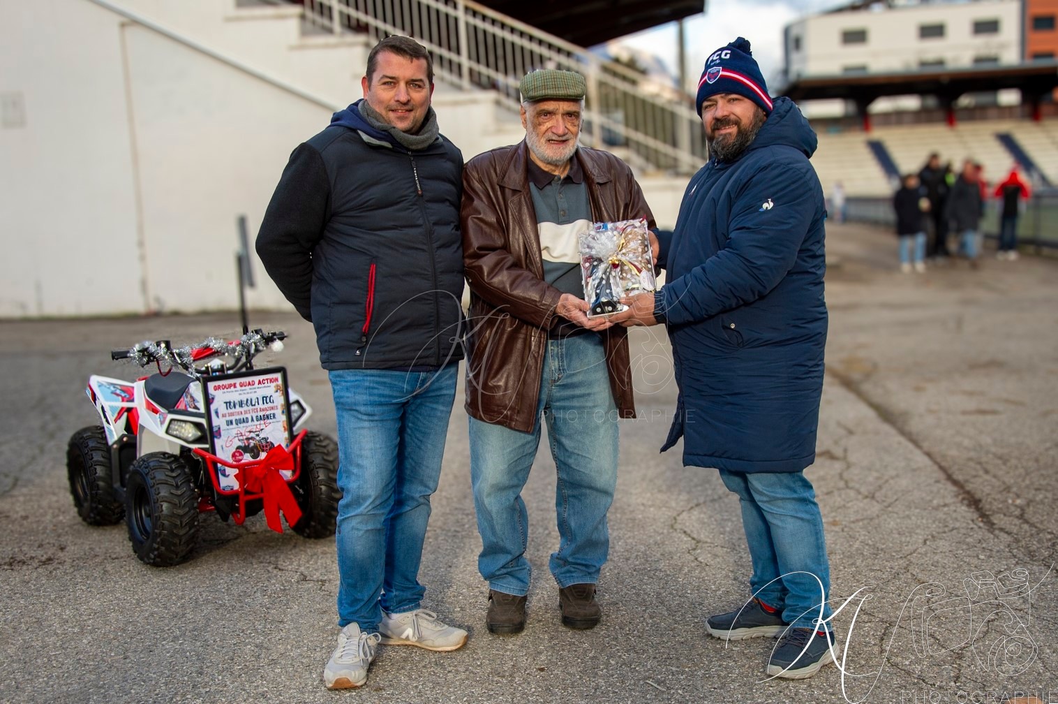  FC Grenoble Rugby - Lyon Olympique Universitaire - Rugby - FFR 2024 - Elite 1 Fém - FCG Amazones (8) vs (5) LOU (#FFR24E1FFCGLOU12) Photo by: Karine Valentin | Siuxy Sports 2024-12-14