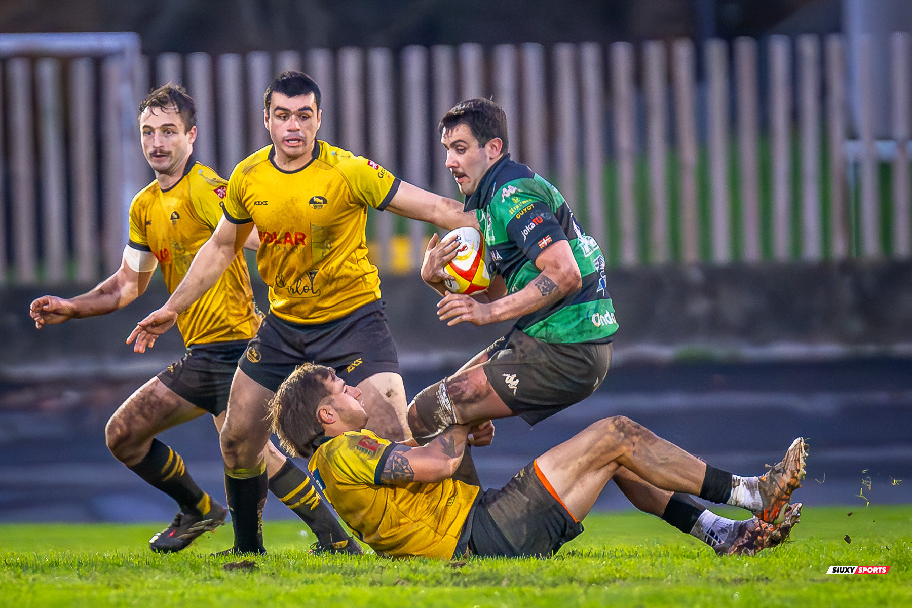 Jon Ander CALVO DE LA QUINTANA - Kerman PASTOR AYO -  Getxo Artea Rugby Taldea - Gernika Rugby Taldea - Rugby - FER 2023 - DHB - Getxo Artea RT (24) vs (20) Universitario Bilbao Rugby (#FER23DHBGETGER11) Photo by: Fredy Monfoto | Siuxy Sports 2023-11-25
