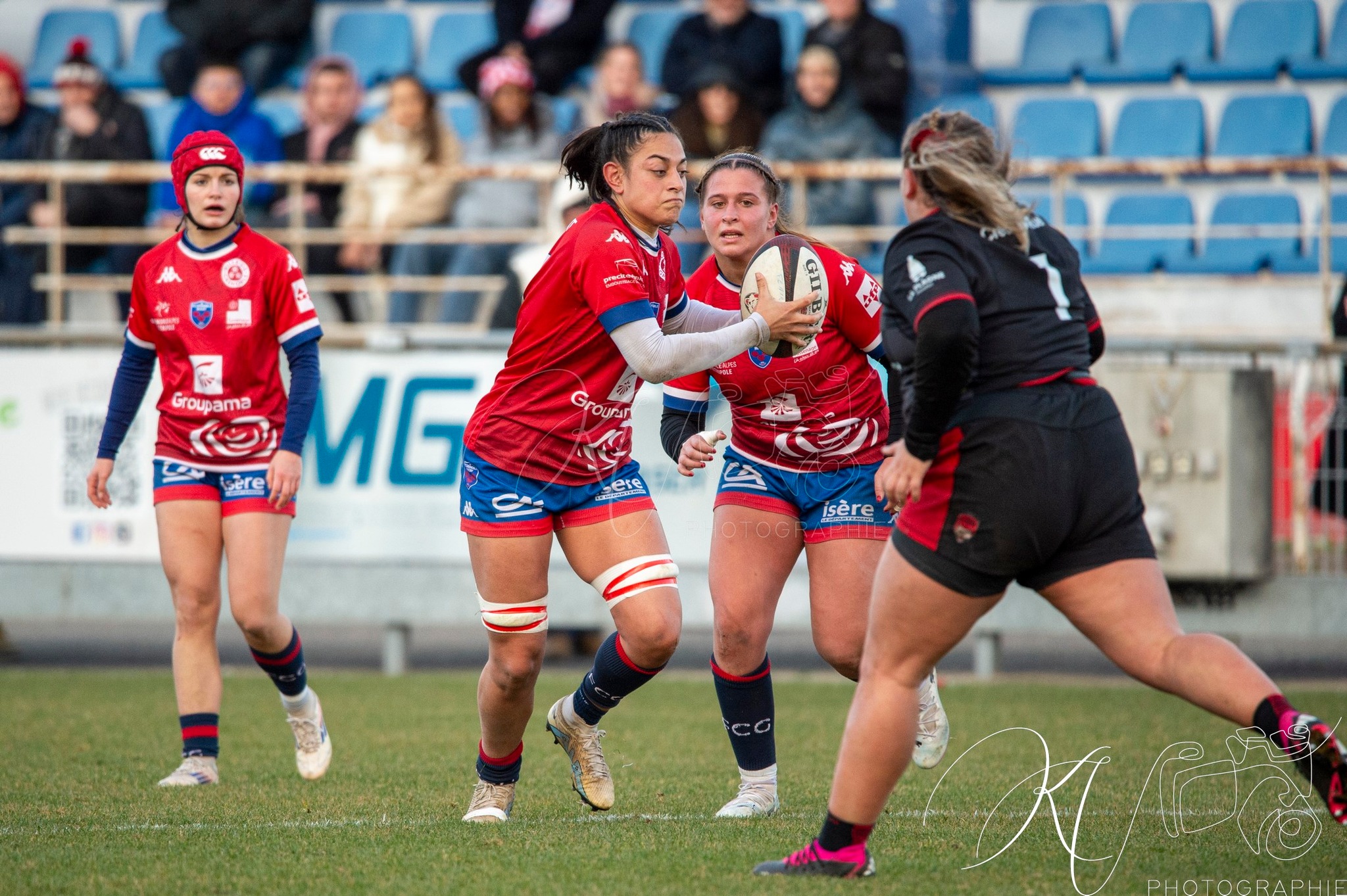  FC Grenoble Rugby - Lyon Olympique Universitaire - Rugby - FFR 2024 - Elite 1 Fém - FCG Amazones (8) vs (5) LOU (#FFR24E1FFCGLOU12) Photo by: Karine Valentin | Siuxy Sports 2024-12-14