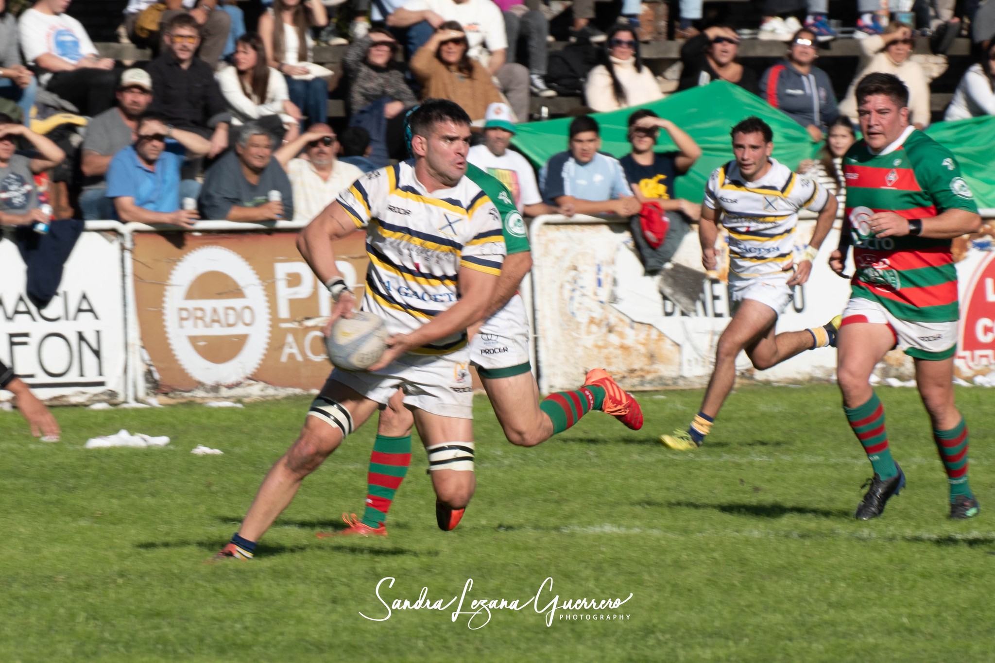  Tucumán Lawn Tennis Club - Huirapuca Social Club - Rugby - URT 2024 - Tucuman Lawn Tennis (42) vs (20) Huirapuca Social Club (#URT24TLTHUI05) Photo by: Sandra Lezana Guerrero | Siuxy Sports 2024-05-19