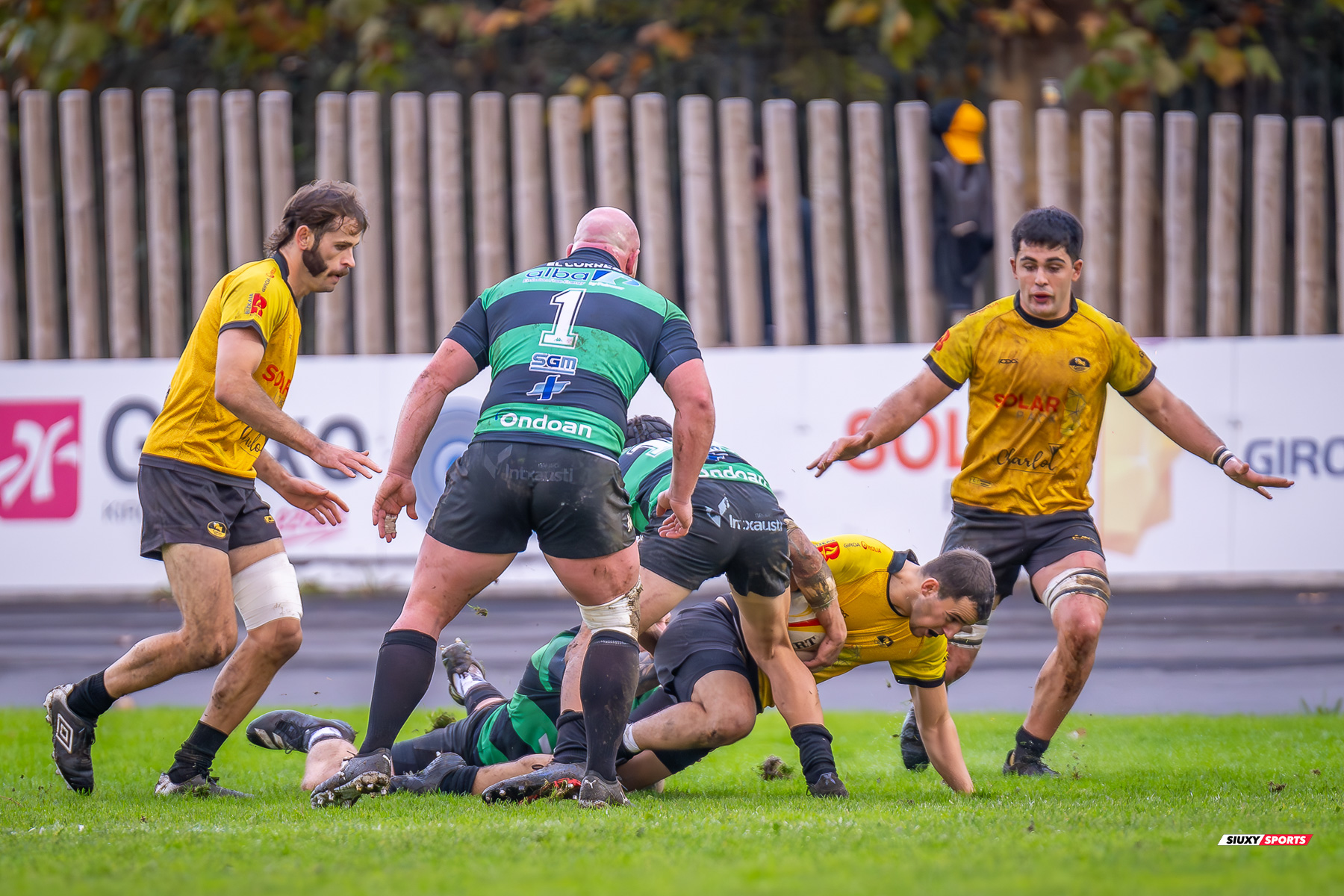 Noah COOPER - Luis Aitor ZUBELDIA ELZO -  Getxo Artea Rugby Taldea - Gernika Rugby Taldea - Rugby - FER 2023 - DHB - Getxo Artea RT (24) vs (20) Universitario Bilbao Rugby (#FER23DHBGETGER11) Photo by: Fredy Monfoto | Siuxy Sports 2023-11-25