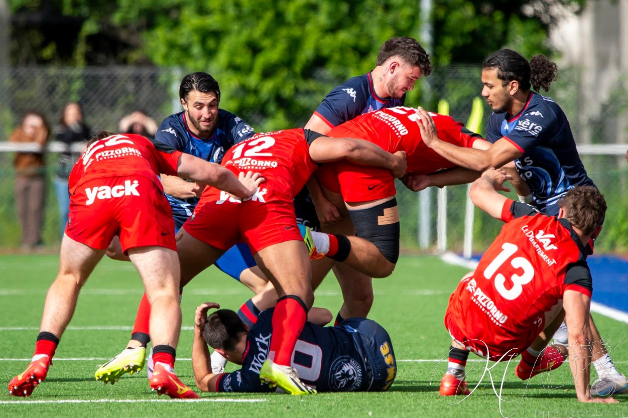  FC Grenoble Rugby - RC Toulonnais - Rugby - FFR 2024 - ESPOIRS - FC GRENOBLE VS RC Toulonnais (#FFR24ESFCGRCT04) Photo by: Karine Valentin | Siuxy Sports 2024-04-21