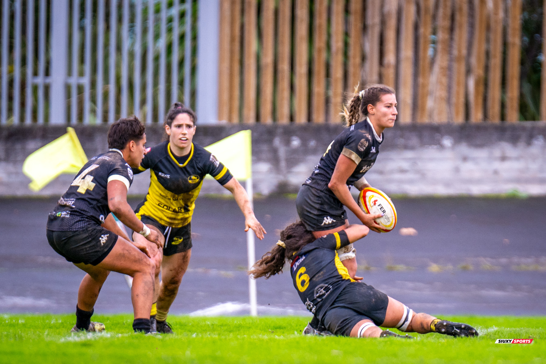  Getxo Artea Rugby Taldea - Rugby Turia - Rugby - FER 2023 - DHB F - Getxo Neskak Rt (25) vs (0) Rugby Turia (#FER23DHBGNRT12) Photo by: Fredy Monfoto | Siuxy Sports 2023-12-10