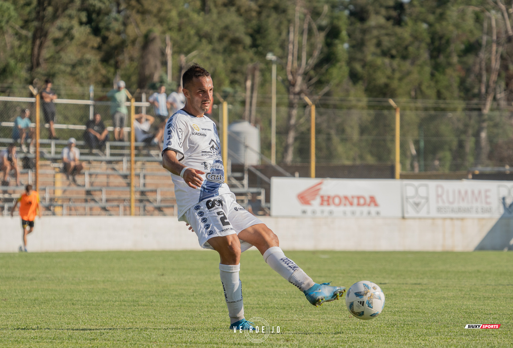  CSyD Flandria - Club Social y Deportivo Merlo - Soccer - AFA - 1B - Flandria (0) vs (2) Deportivo Merlo (#AFA241BFLADEM03) Photo by: Ignacio Verdejo | Siuxy Sports 2024-03-17