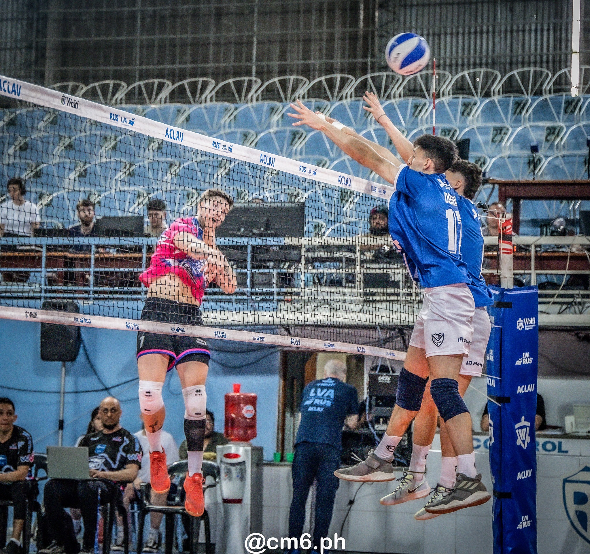 Waiwen Volei Club - Club Atlético Velez Sarsfield - Volleyball - LVA 2024 - Waiwen Volei Club (3) vs (1) Velez Sarsfield (#LVA24WVCVS11) Photo by: Christian Mas | Siuxy Sports 2024-11-28