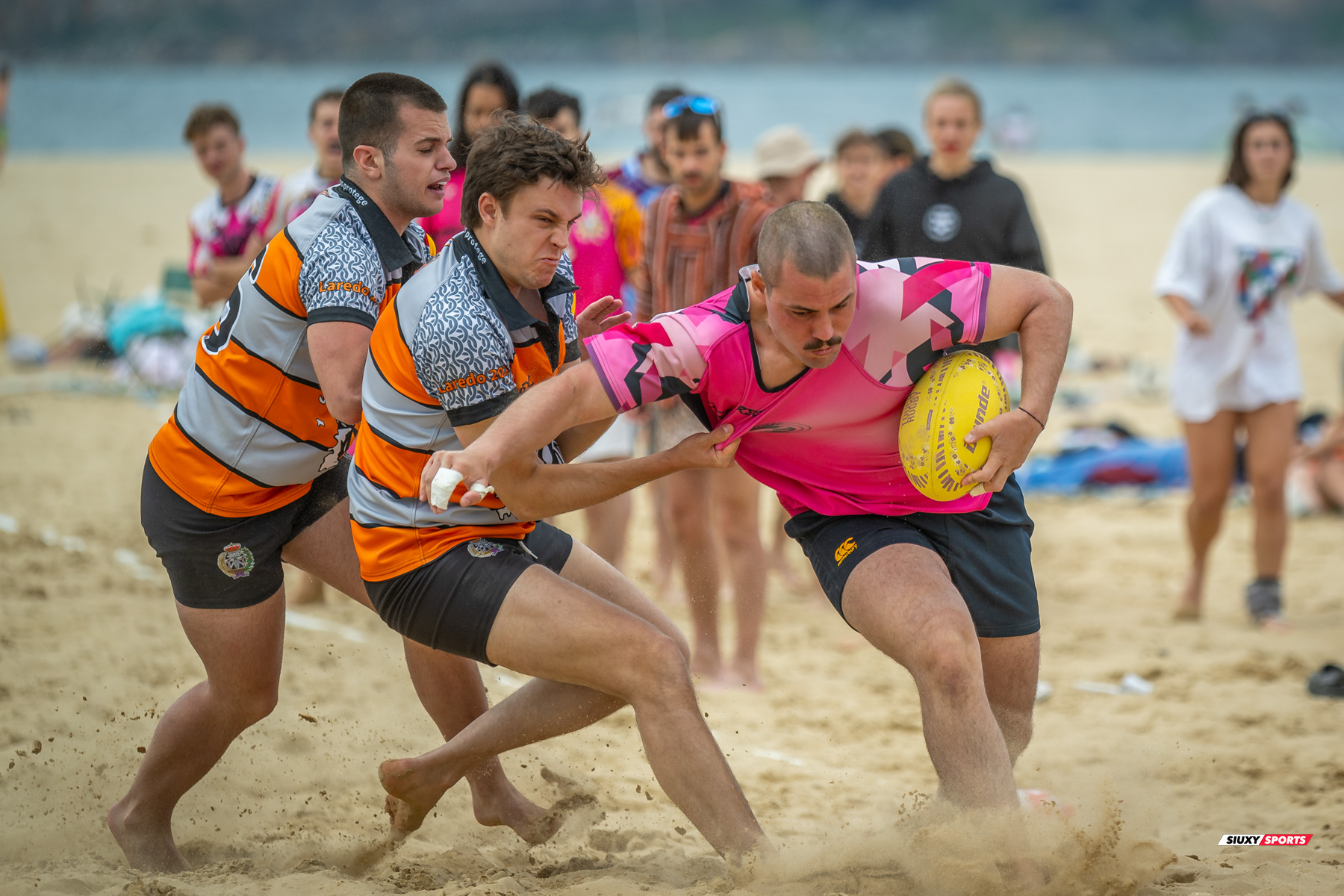  Universitario de Cantabria Rugby Club - Santoña Rugby Club - Rugby Playa - Circuito International del Cantabrico de Rugby Playa - IV Torneo Internacional de Laredo (#2024RugbyPlayaIVLaredo) Photo by: Fredy Monfoto | Siuxy Sports 2024-07-13
