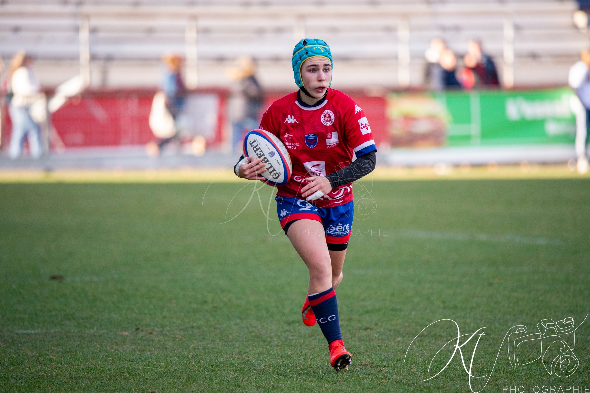  FC Grenoble Rugby - Lyon Olympique Universitaire - Rugby - FFR 2024 - Elite 1 Fém - FCG Amazones (8) vs (5) LOU (#FFR24E1FFCGLOU12) Photo by: Karine Valentin | Siuxy Sports 2024-12-14