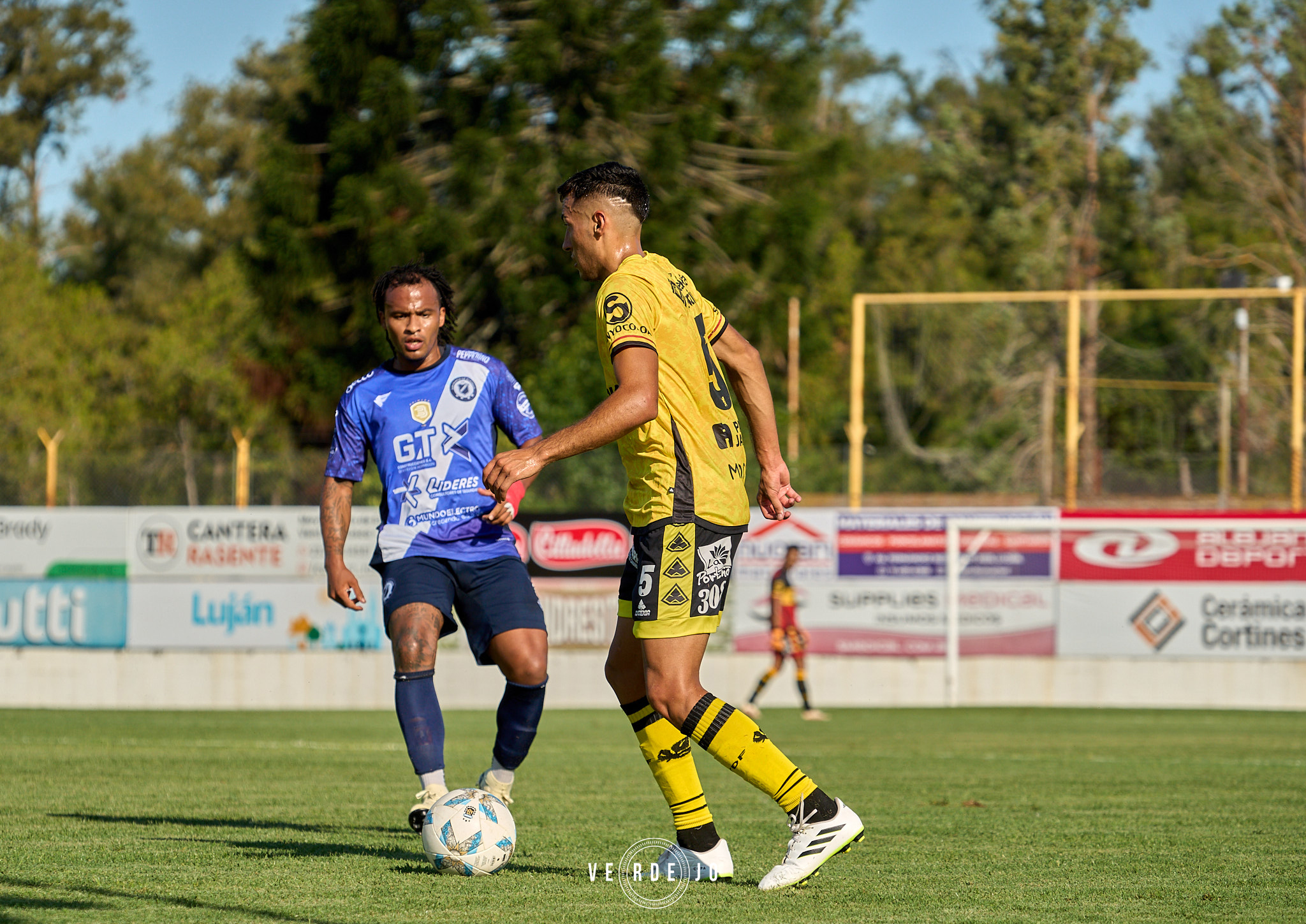  CSyD Flandria - CSD San Martin (Burzaco) - Soccer - 2024 1RAB METROPOLIANA - FLANDRIA (1) VS San Martin de Burzaco (0)  (#20241BMFLASMB02) Photo by: Ignacio Verdejo | Siuxy Sports 2024-02-20